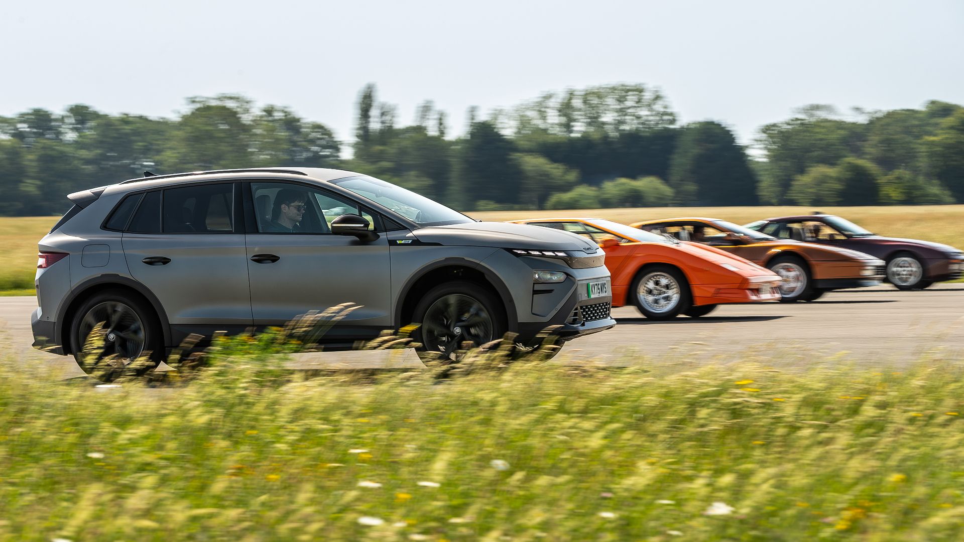 16525-skodaelroqvrs80s-15