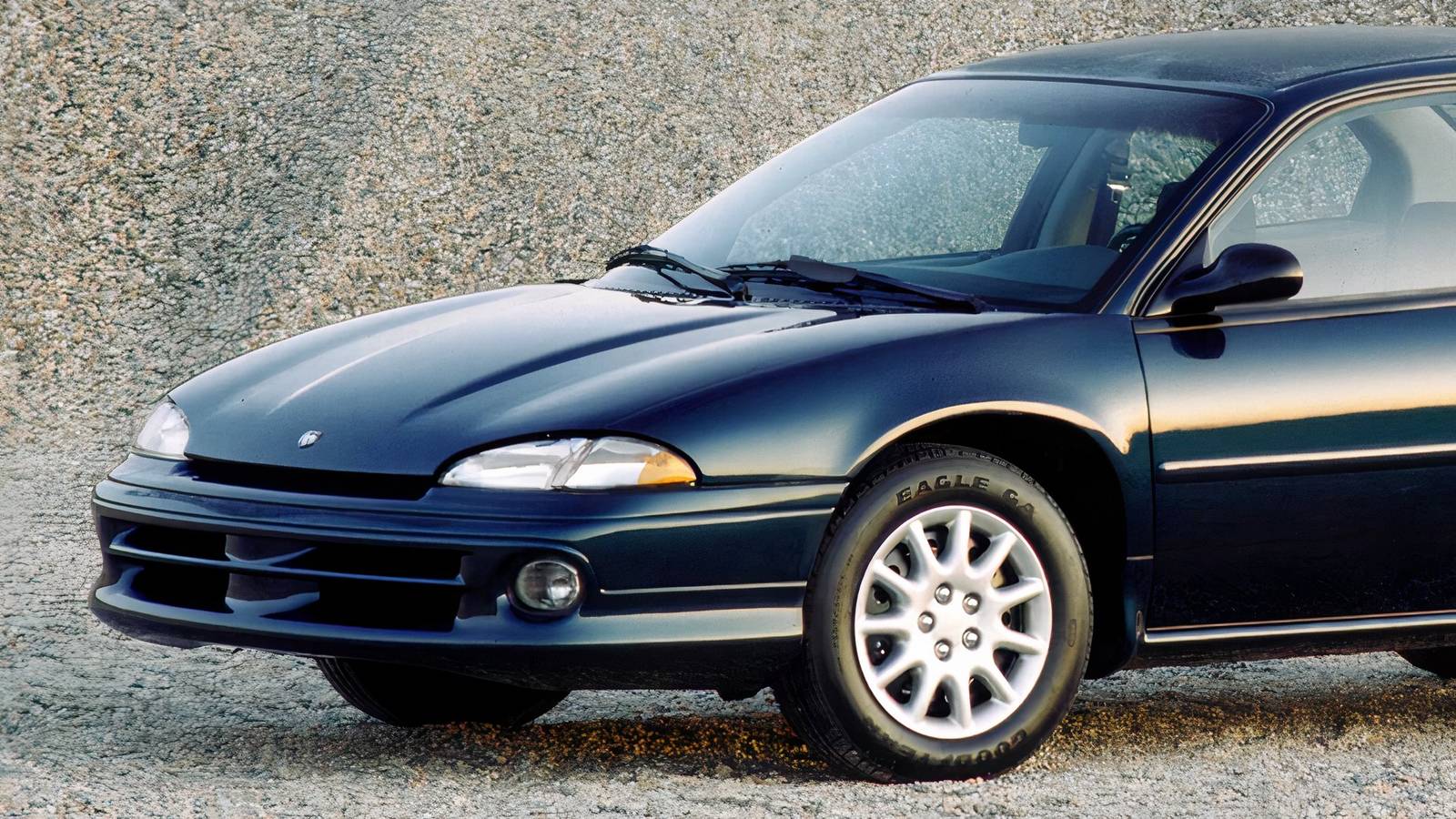 Chrysler's Smash-Hit Sedan From The 1990s Has A Surprising European Origin