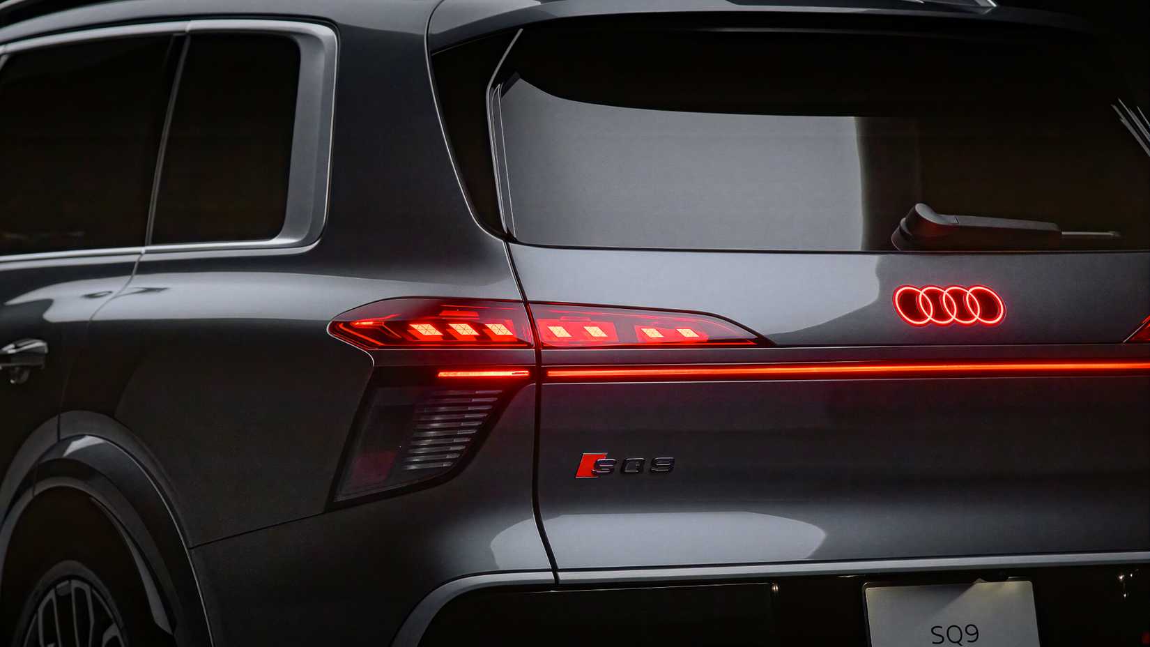 2027 Audi SQ9 Exterior Details - RJB (2)