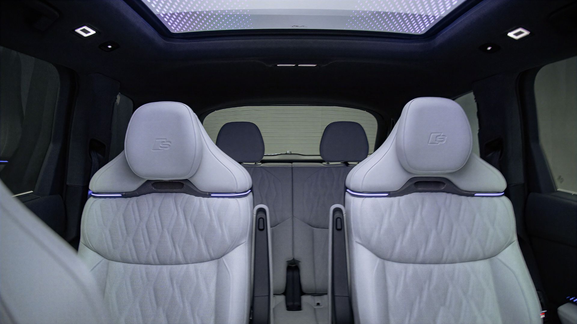 2027 Audi SQ9 Interior RJB (6)