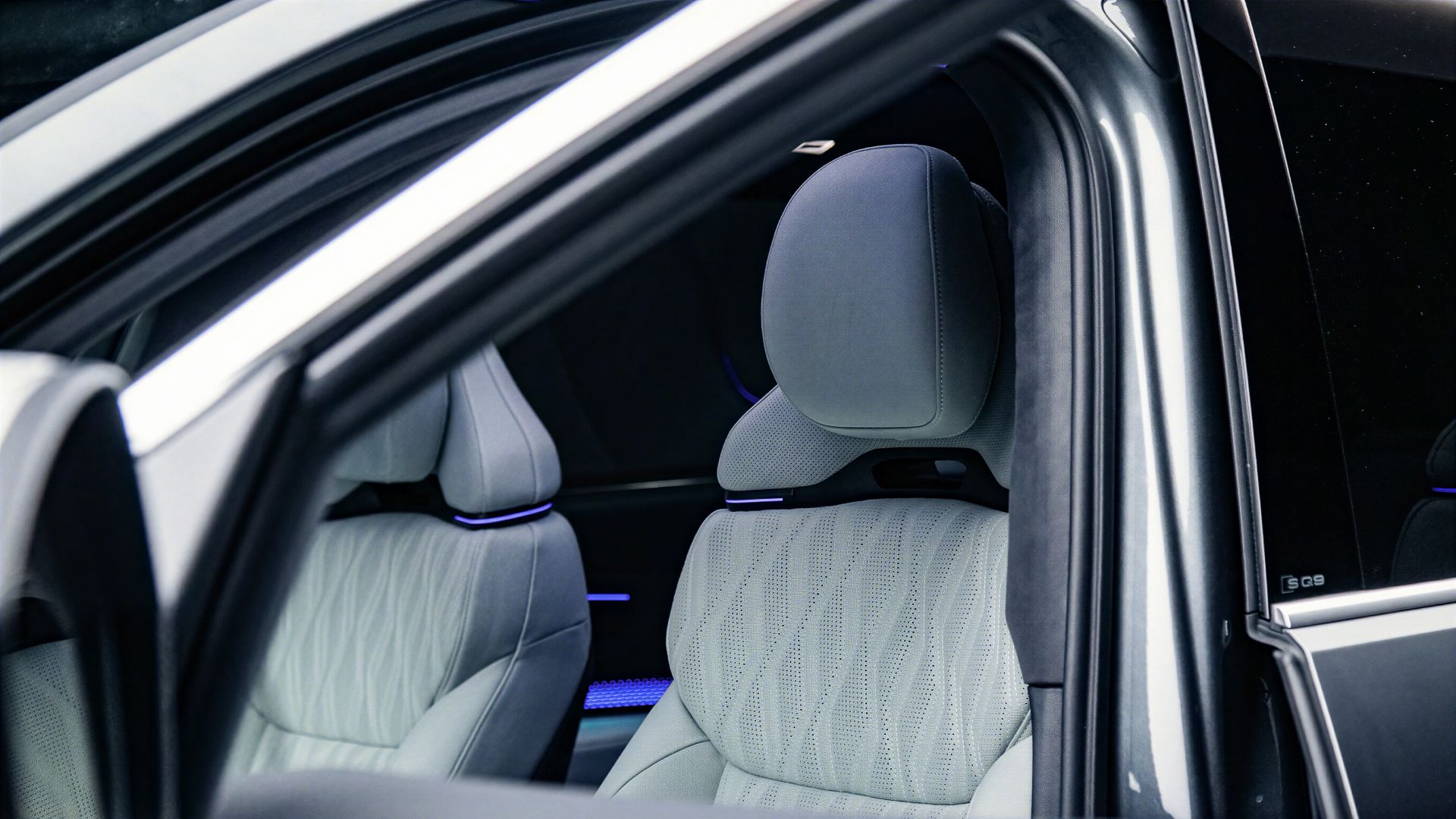 2027 Audi SQ9 Interior RJB (9)