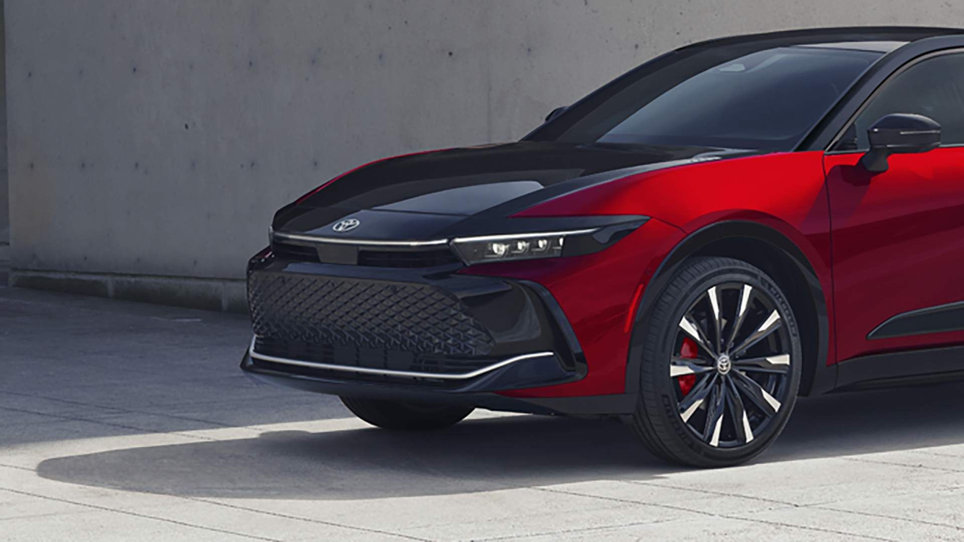 Zmiany w Toyoc Crown na 2027 rok mogą skierować więcej klientów do Lexusa