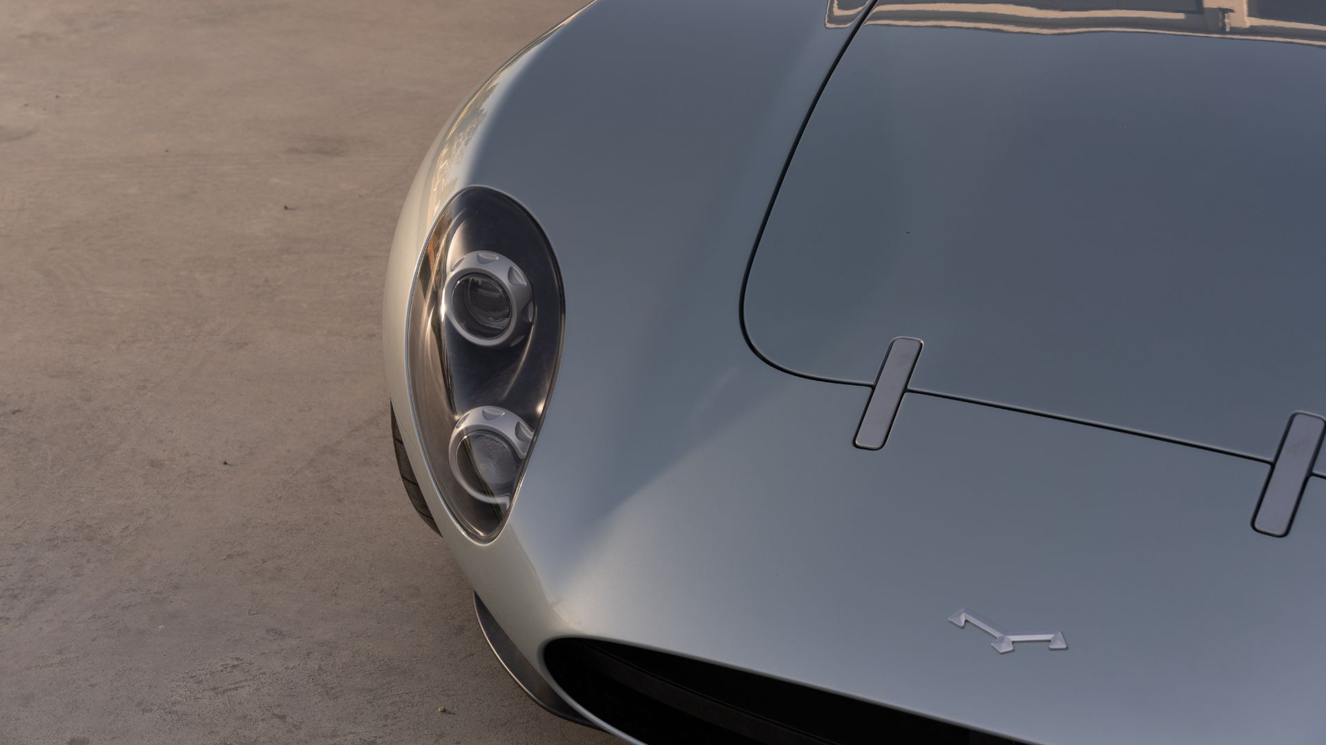 This Niche Italian Sports Car Is A Real Manual Coupe Ferrari Won't Build