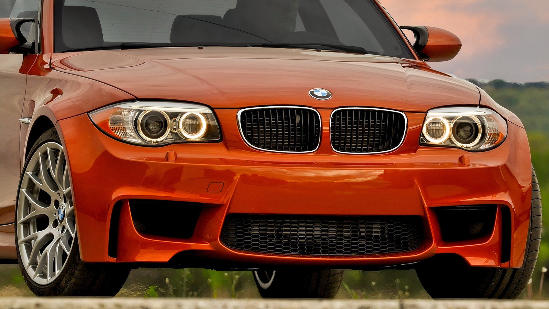 BMW zbudowało tani samochód Parts Bin M, który okazał się epicką inwestycją