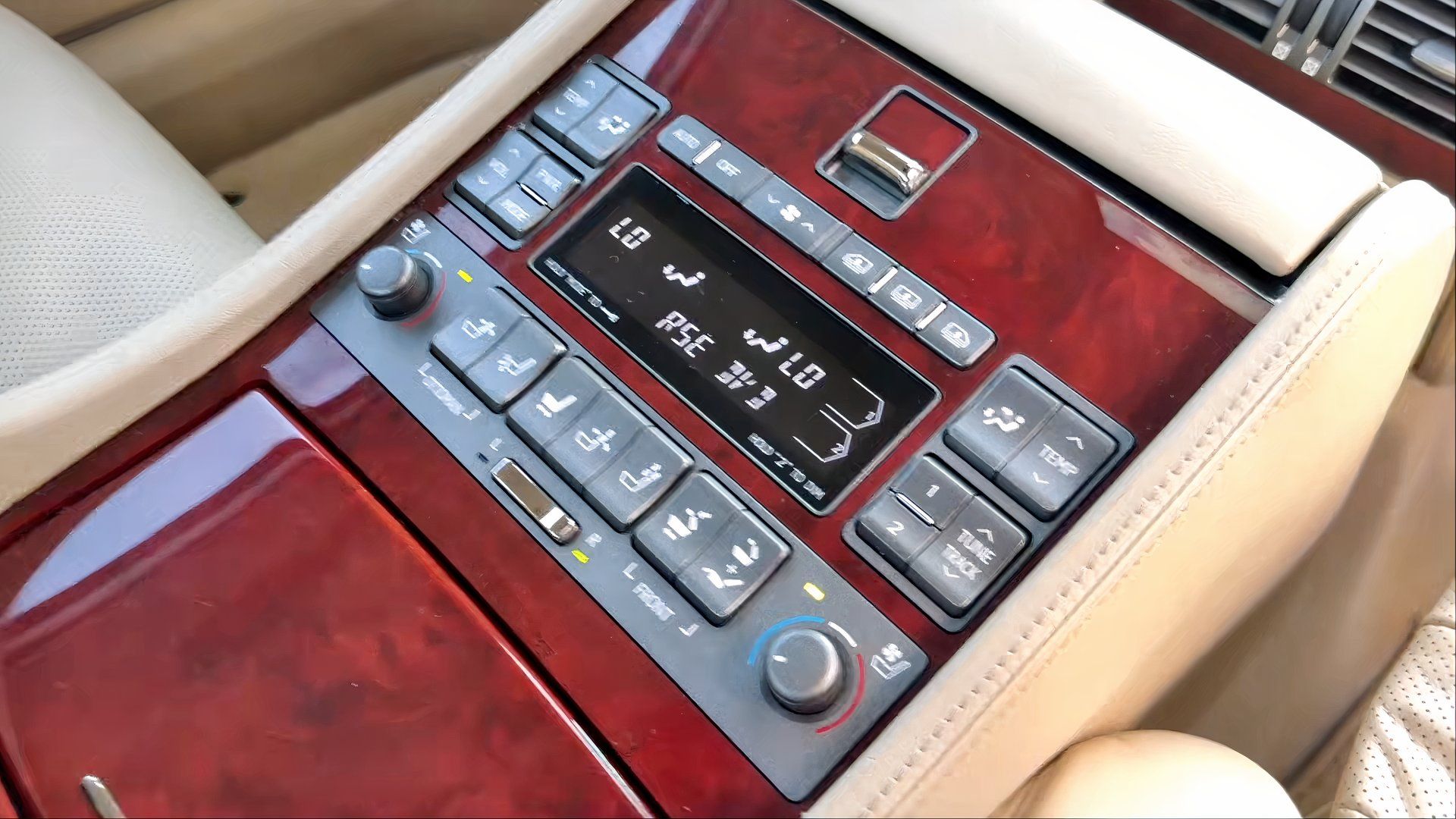 Business Class Experience On A Cattle Class Budget' - The Lexus LS