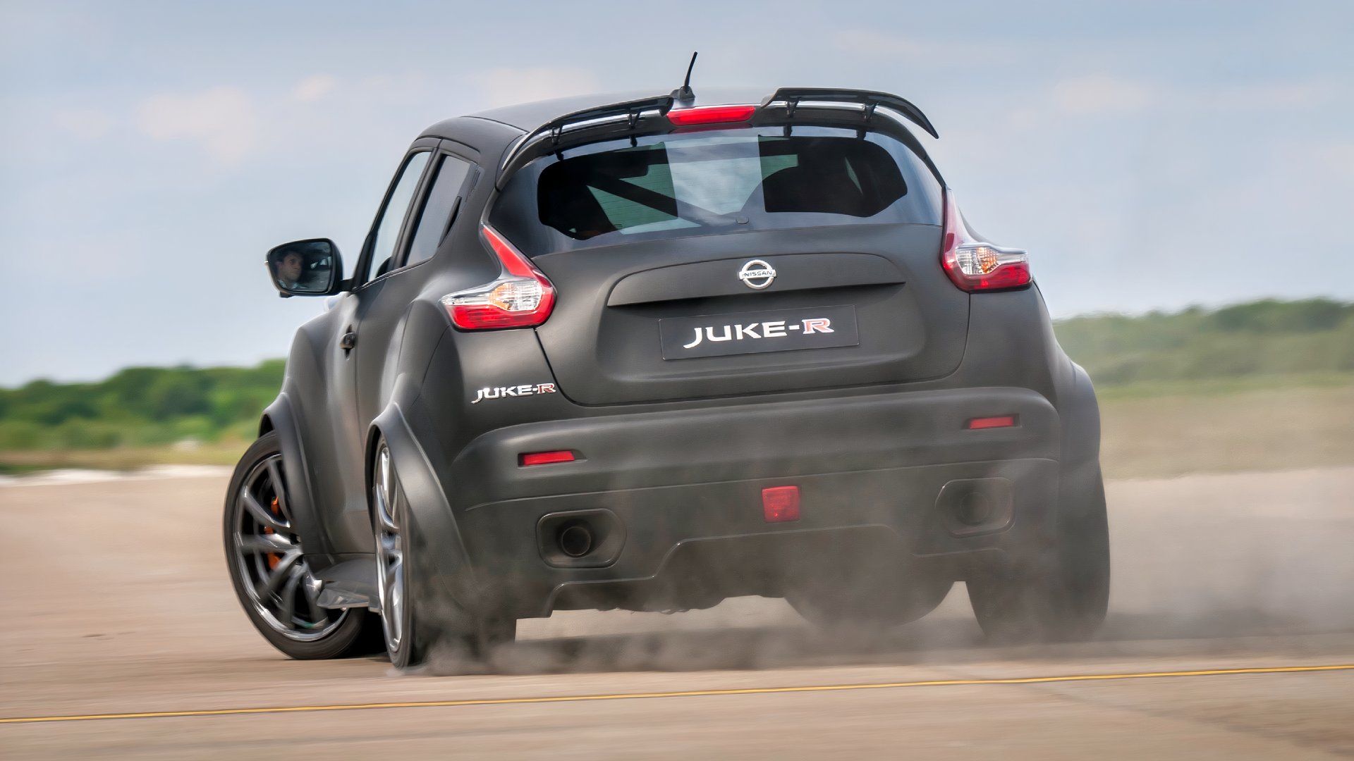 Why Nissan Stuffed A 600-HP GT-R Engine Into Its, Smallest And