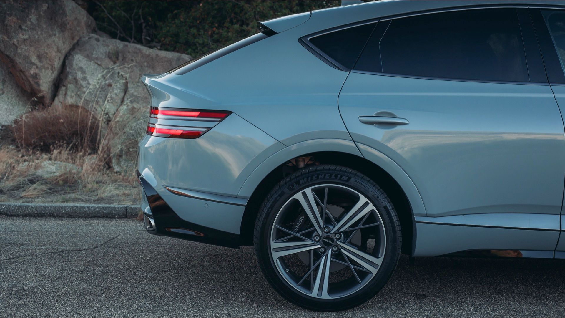 BMW Ditched The Two-Piece Tailgate, But Genesis Could Bring It Back