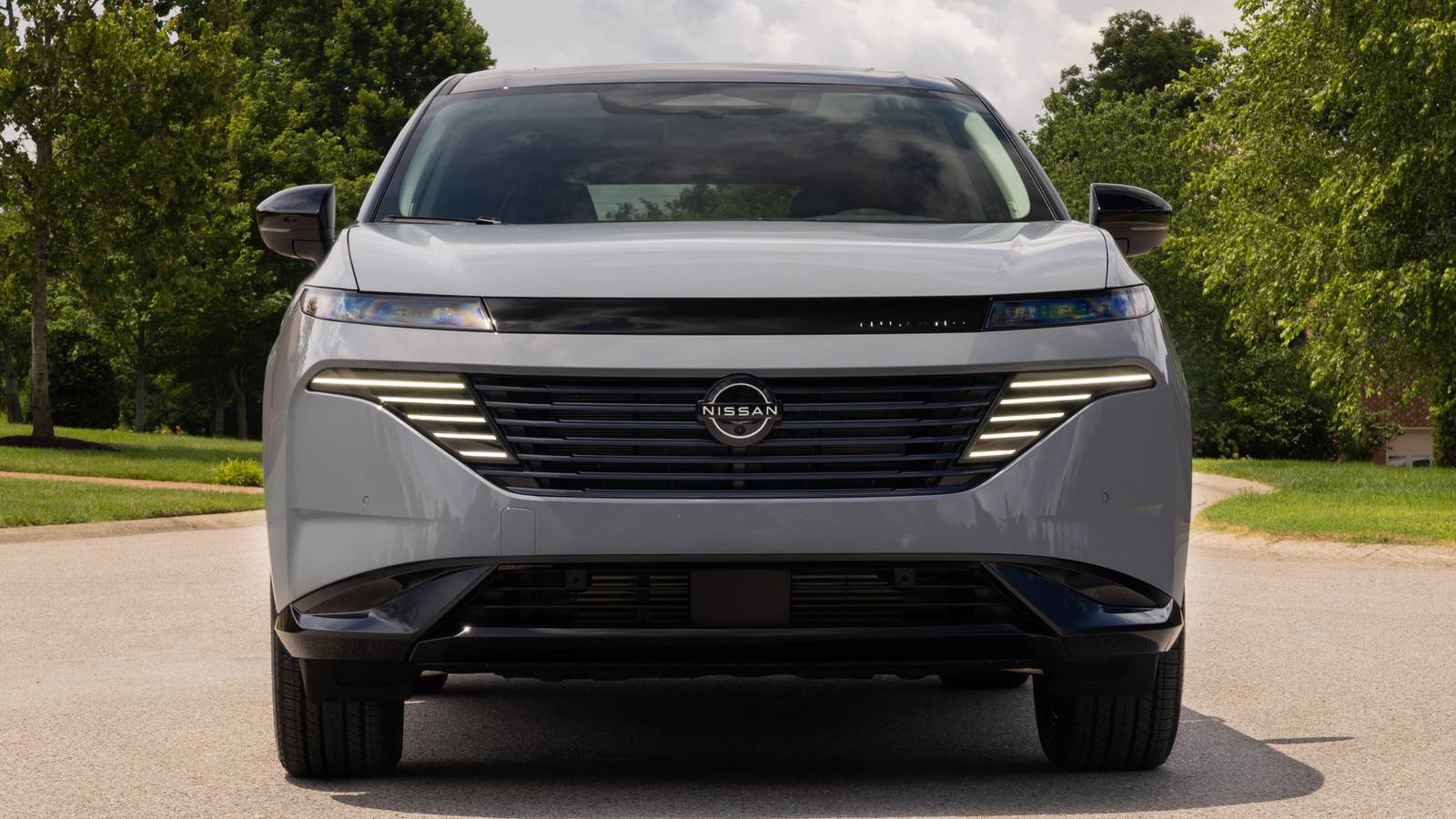 Nissan Gives 2027 Murano New 'Armor' To Fight Toyota's Struggling Crown Signia
