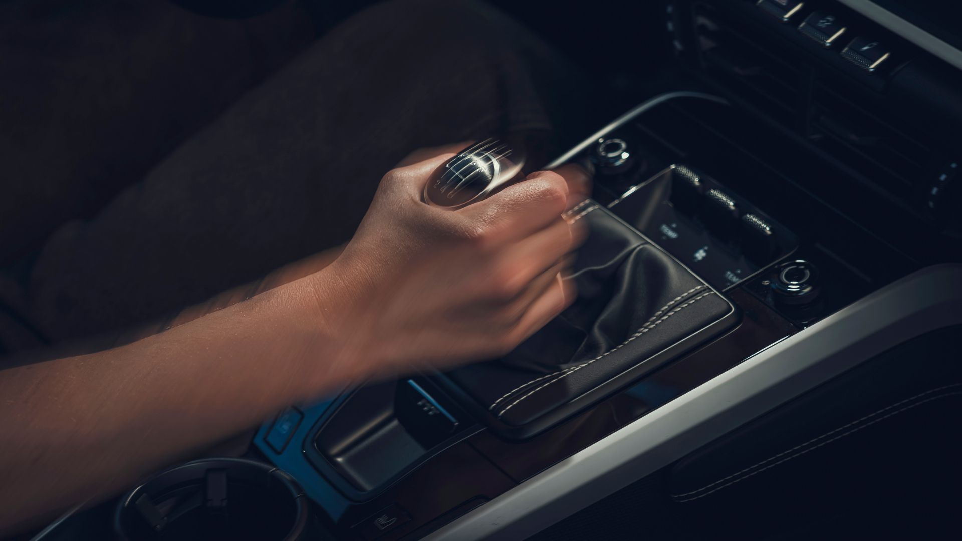 Porsche czyni manualną skrzynię biegów najdroższą opcją w 911 Carrera S