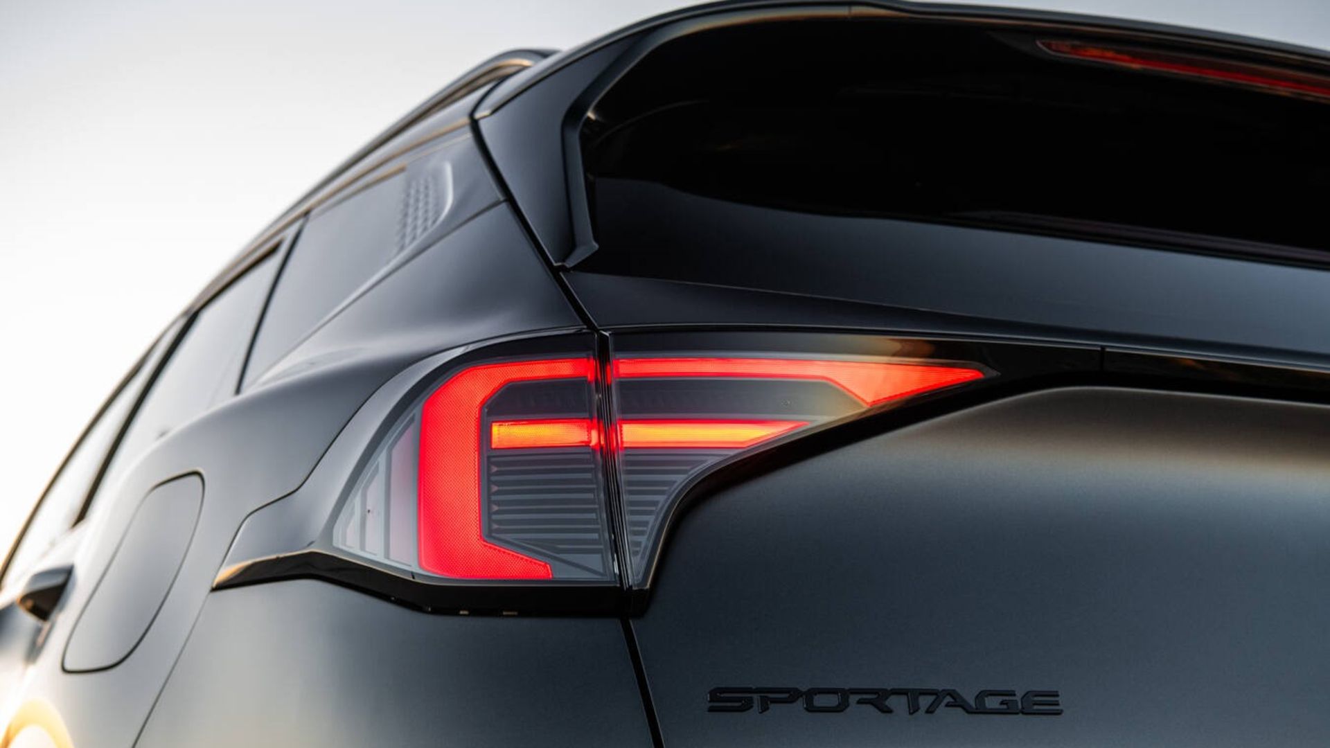 Kia Sportage vs Hyundai Tucson: 660 Dolarlık Fark ve Yakıt Verimliliği Avantajı