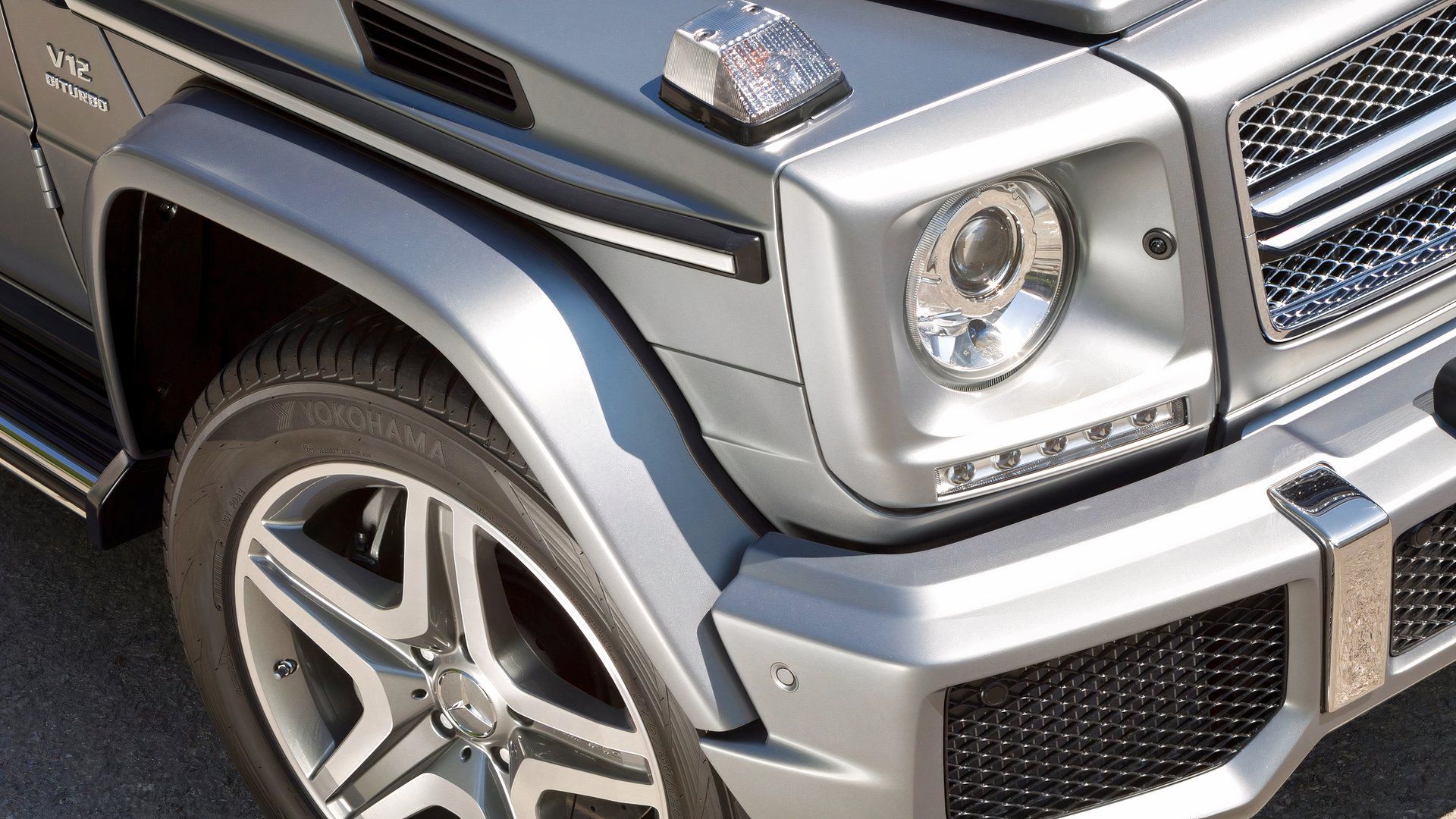 Zapomnijcie o nowym Mercedesie-AMG G63: ten V12 z podwójnym turbo jest tańszy o połowę i ma więcej mocy