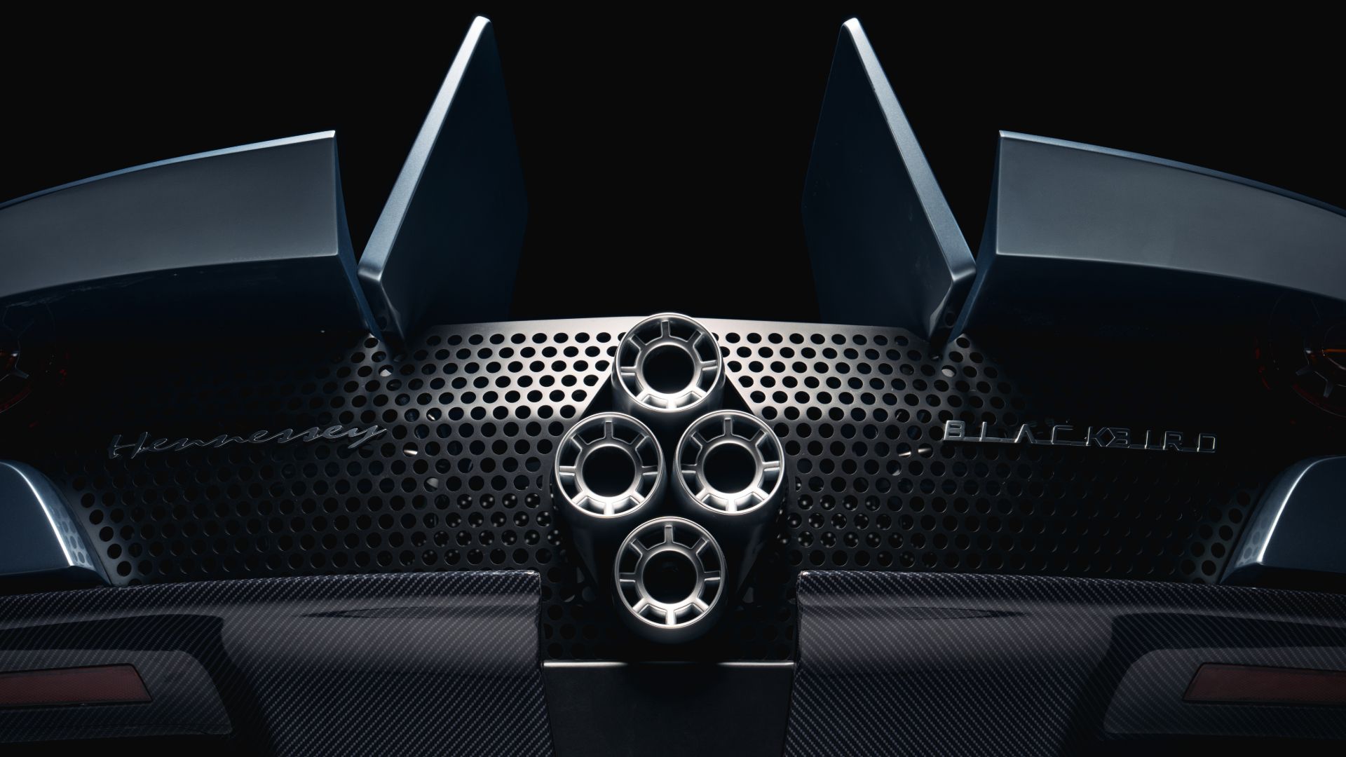 Hennessey Blackbird za 2,5 mln dolarów celuje w koronę wolnossącego Corvety Z06