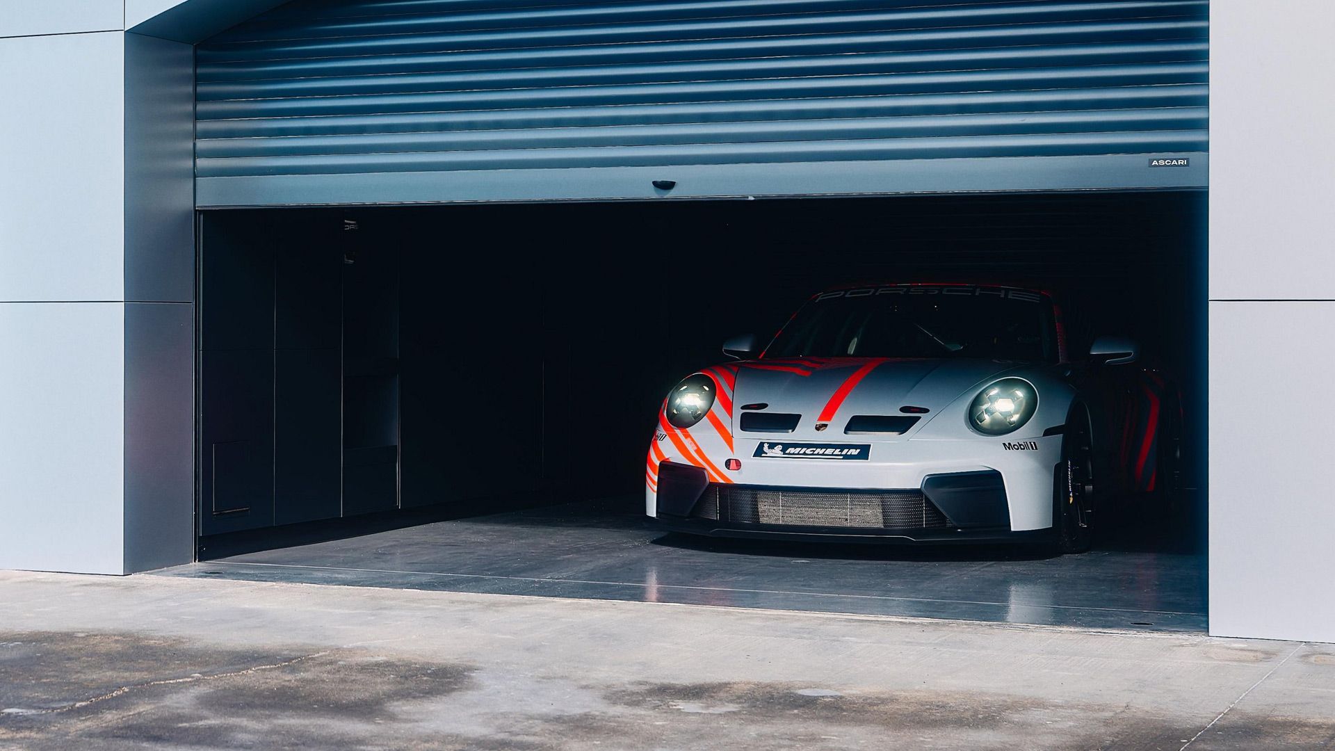 Porsche 911 GT3 ma młodszego brata, który zastępuje kolejny model 718 Cayman