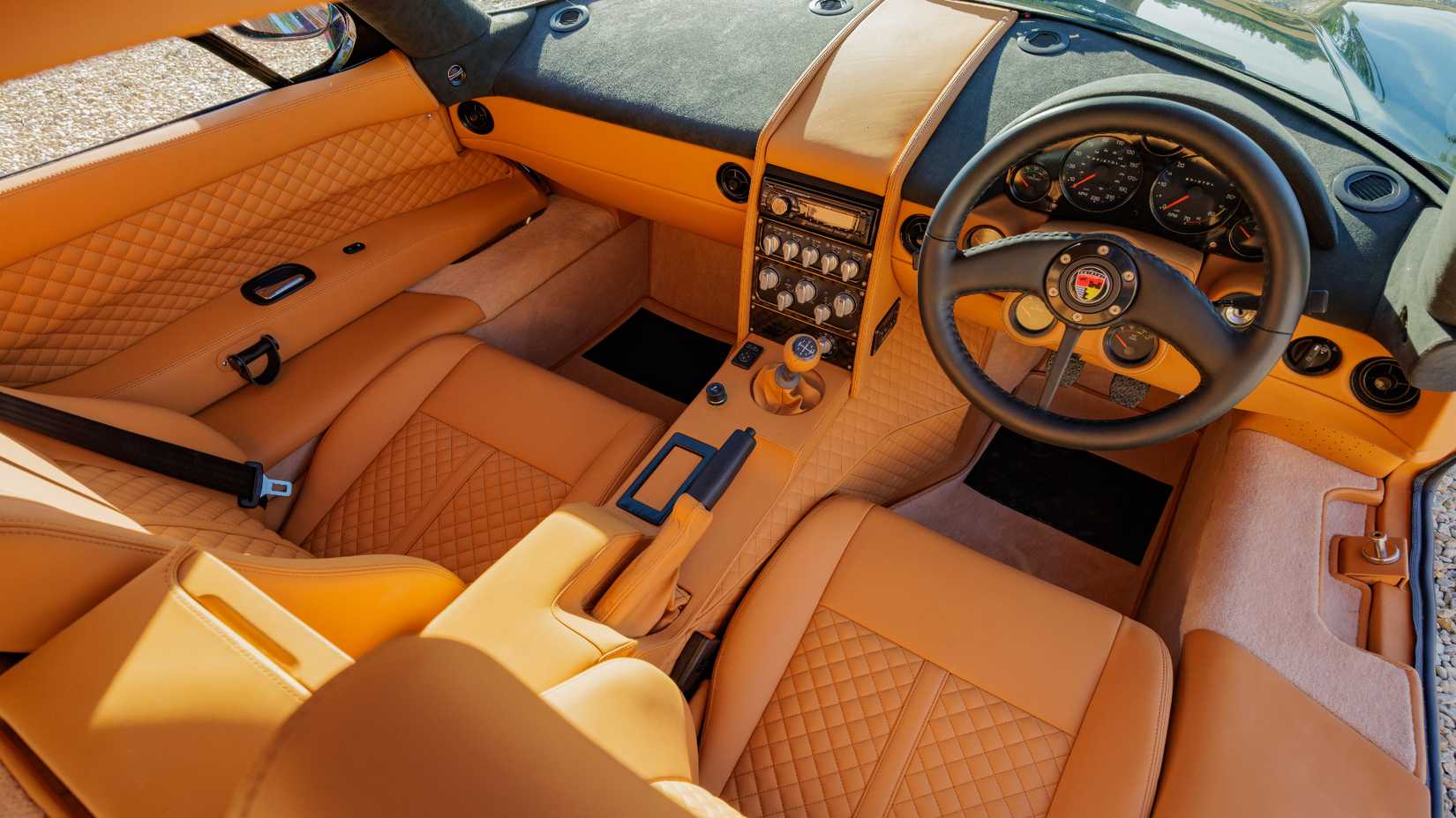013-bristol-fighter-interior