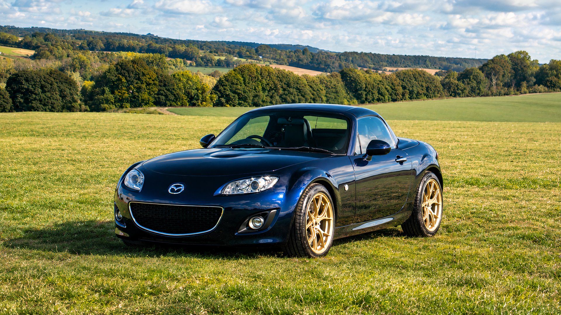 10 wysokowydajnych modyfikacji Mazda Miata, które zamieniają MX-5 w zabójcę supersamochodów