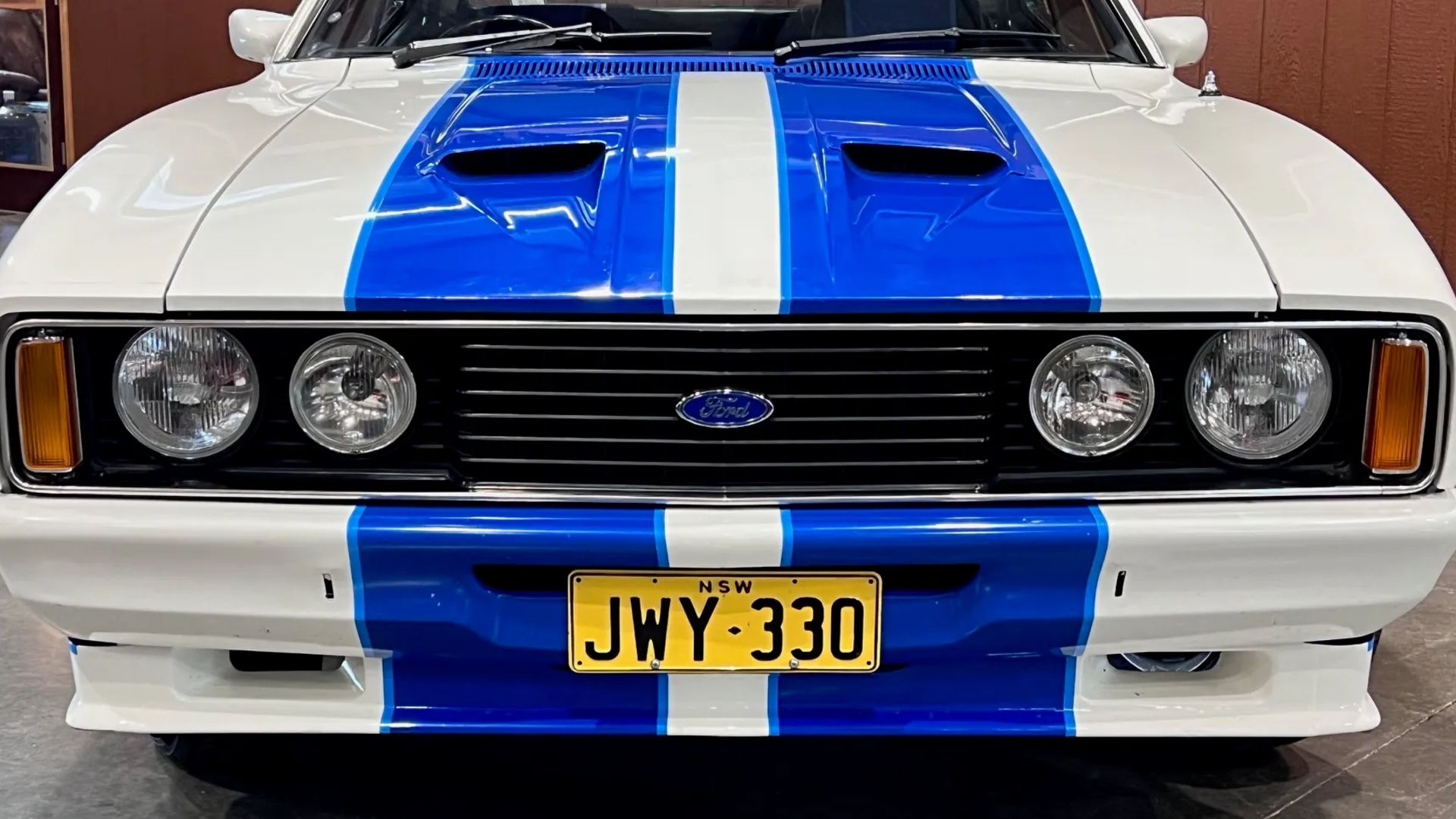 4,9-litrowe V8, 200 KM i tylko 400 sztuk: Falcon Cobra, o którym nie słyszałeś
