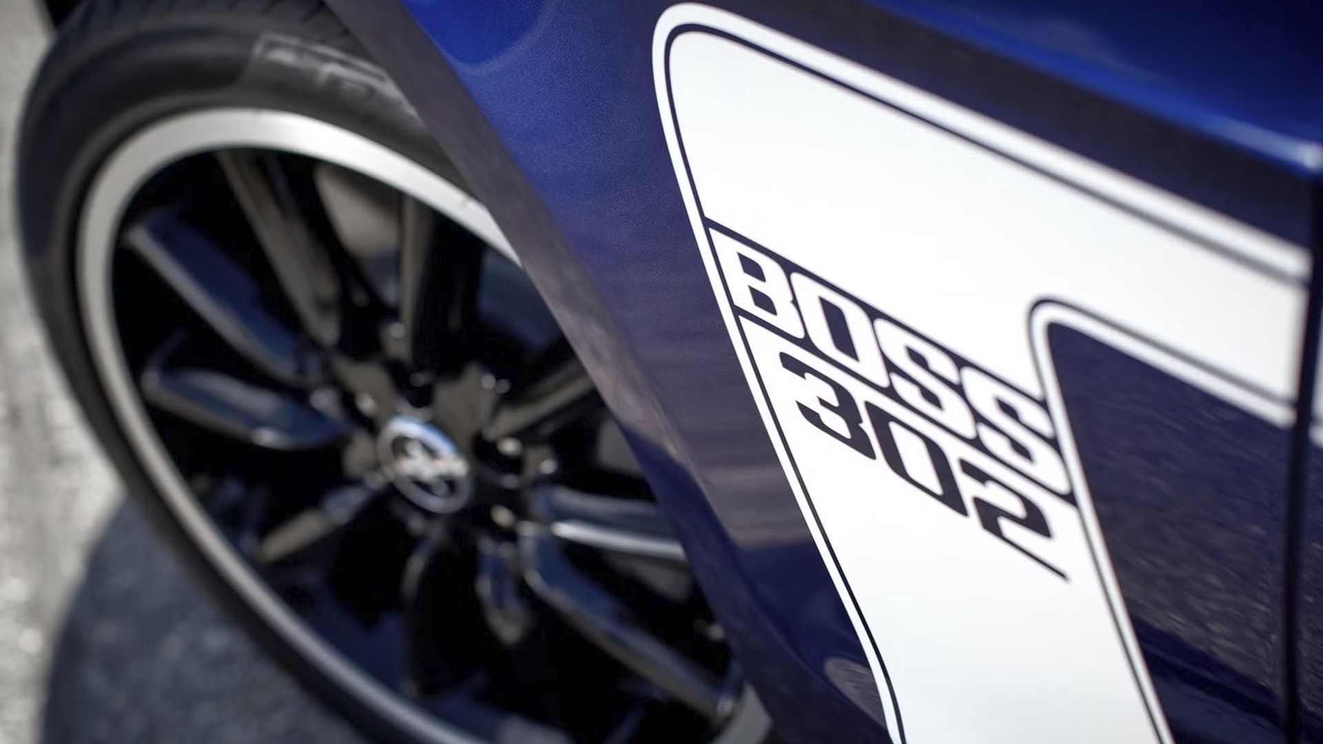 Ford Boss 302 z silnikiem V8 i mocą 444 KM tańszy niż nowy Mustang EcoBoost