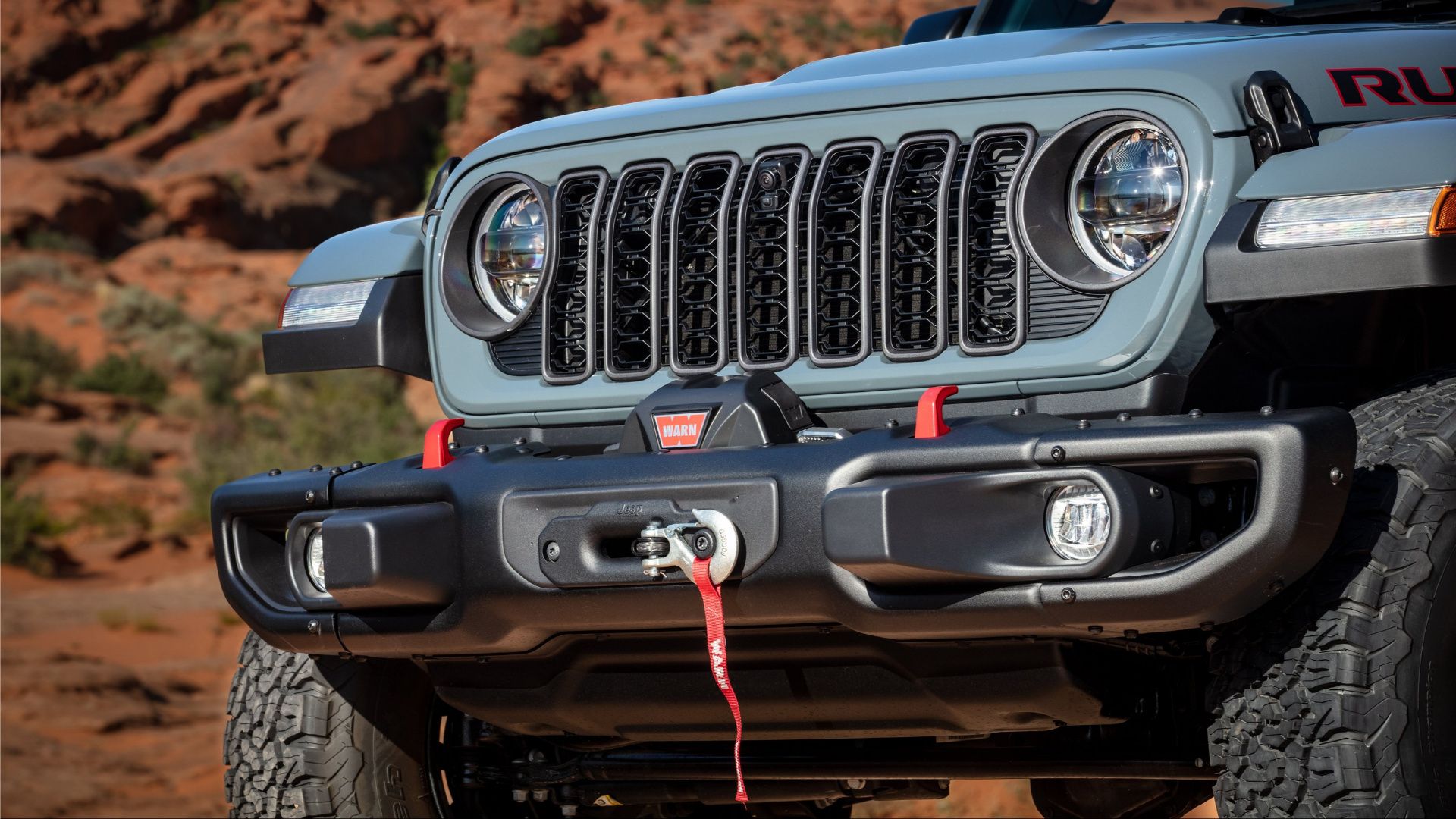 Jeep Wrangler sprzedaje się lepiej niż Ford Bronco i Toyota Land Cruiser razem wzięte – i nikt nie wie dlaczego