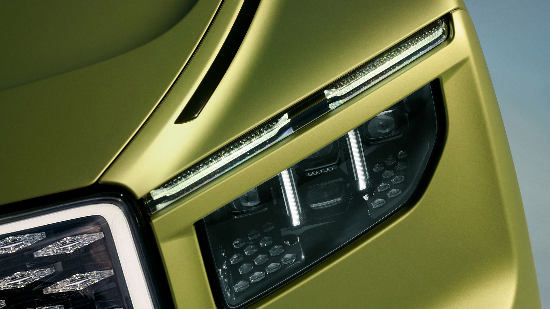 Bentley stworzył symfonię, która zastąpi dźwięk legendarnych silników V8 i W12