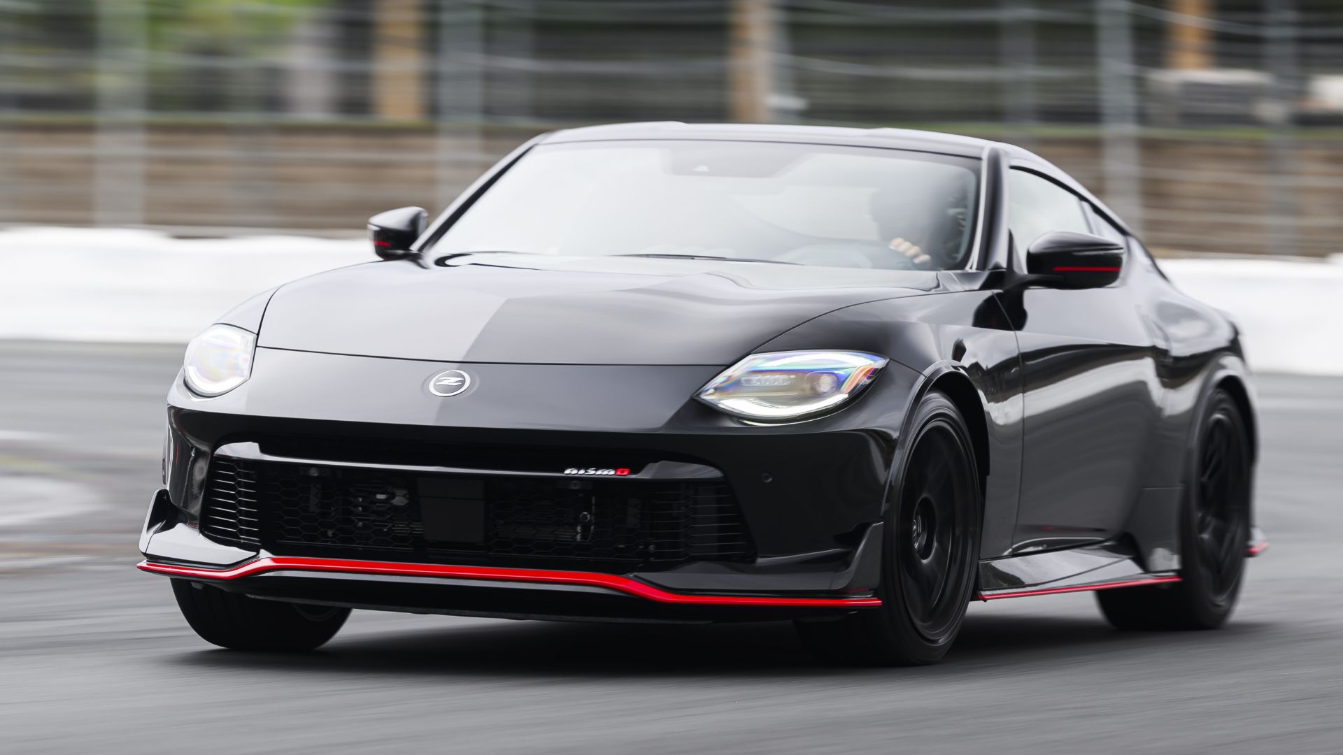 Supra odchodzi w cień. Niech żyje Nissan Z: sześciocylindrowy samochód sportowy, który zdominuje rynek w 2027 roku