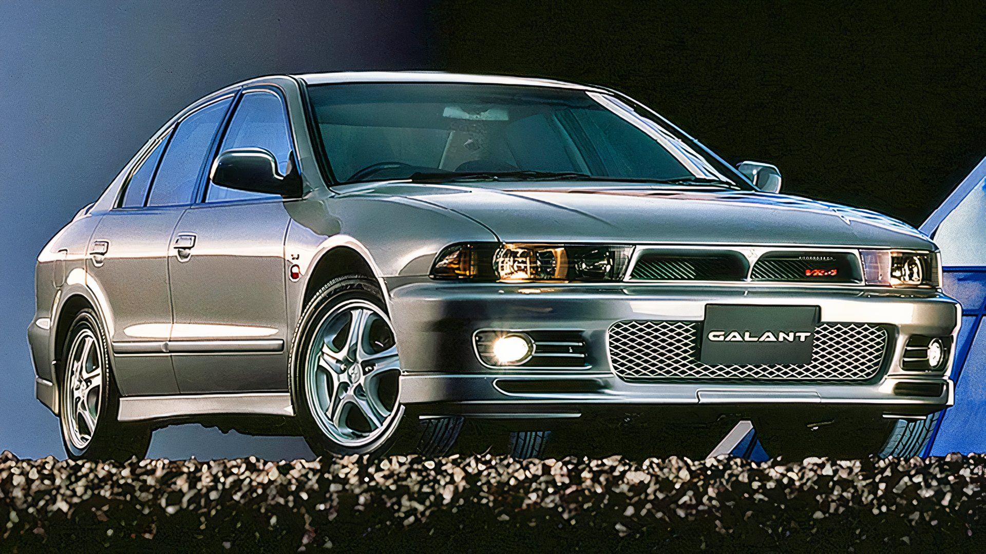Napęd na cztery koła, podwójne turbo i 280 KM: Mitsubishi Galant VR-4 wyprzedzał swoje czasy oraz BMW M3