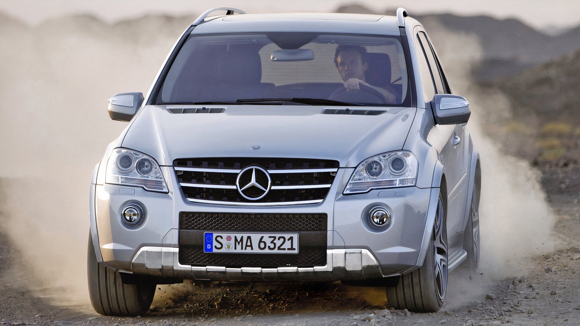 Pierwszy SUV Mercedes-AMG o mocy 500 KM kosztuje połowę tego, co Toyota RAV4