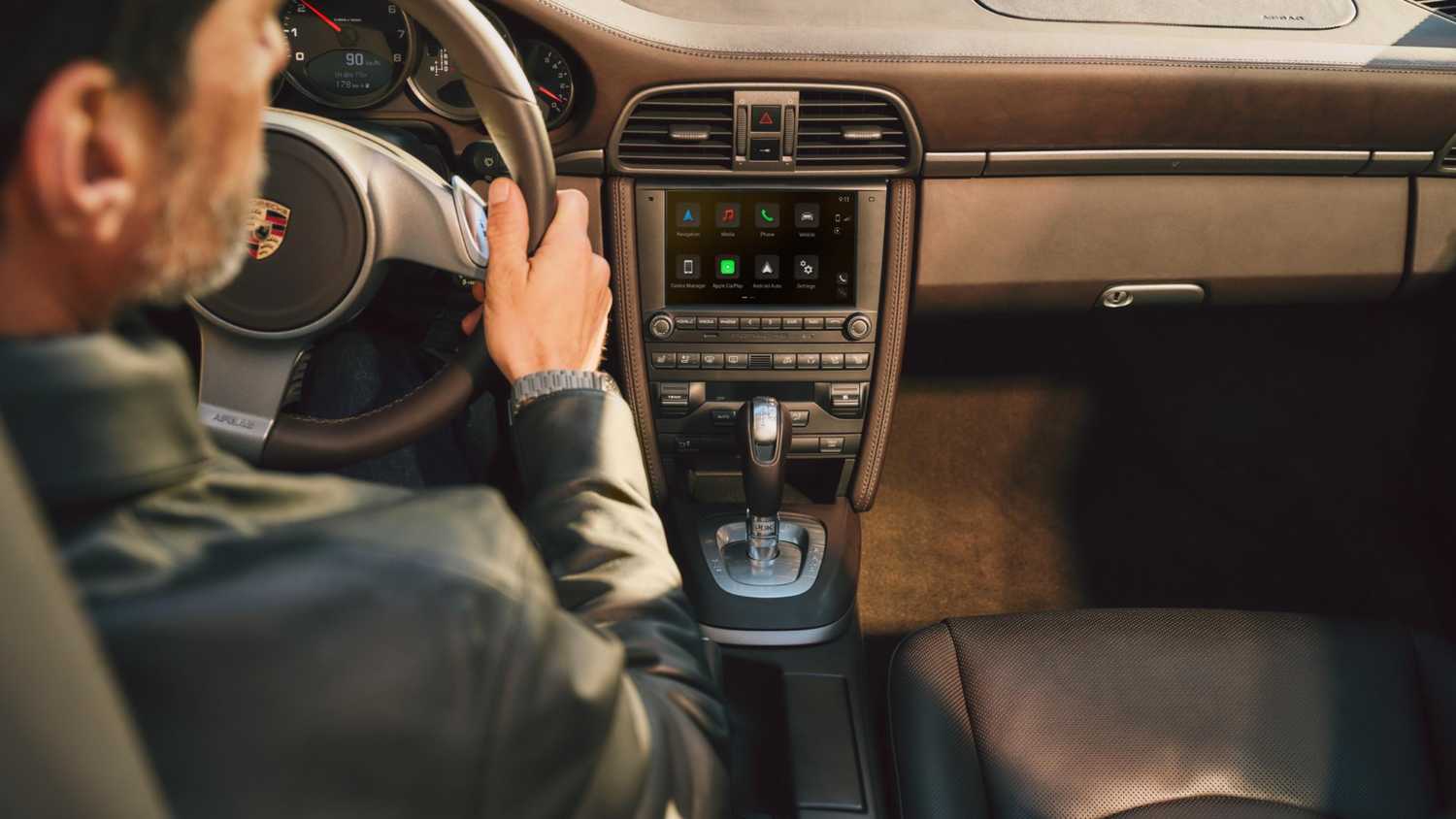 porsche-classic-communication-management-plus-16