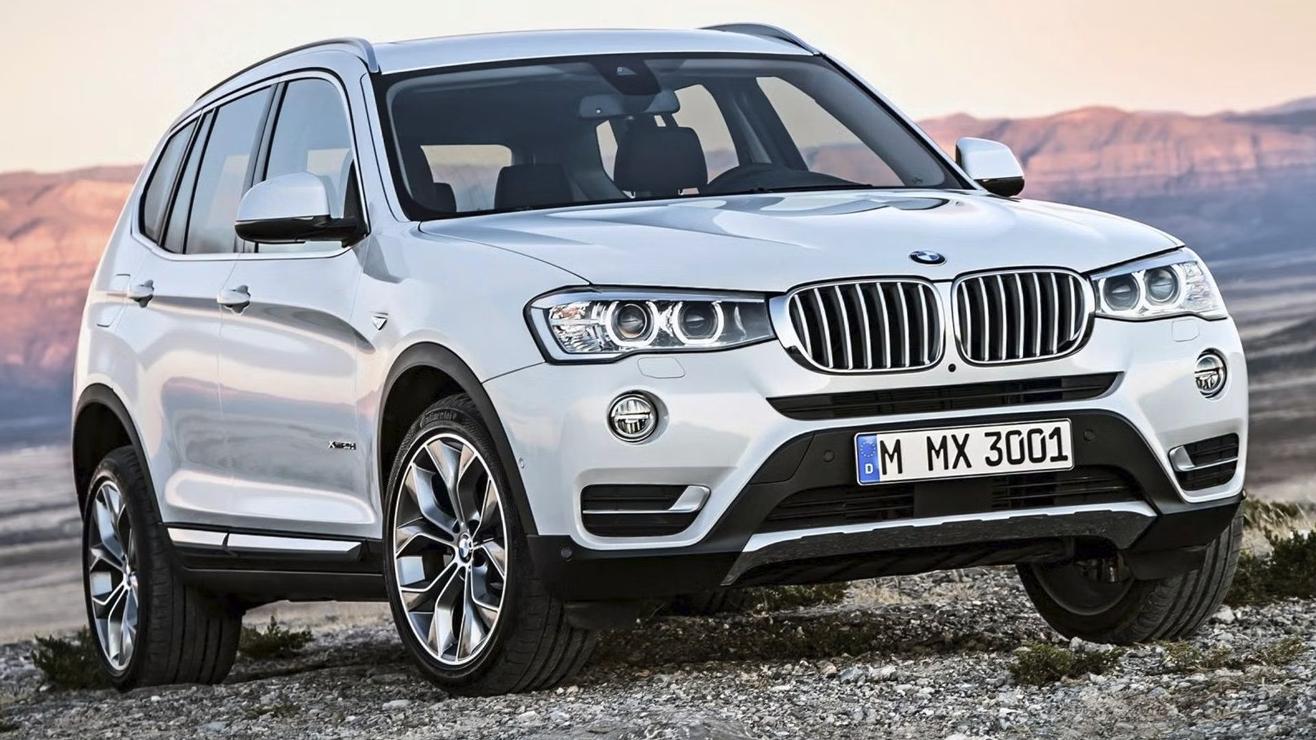 Niezawodny, luksusowy, Inline-6 Power - BMW X3 2017 pakuje wszystko w jeden tani pakiet