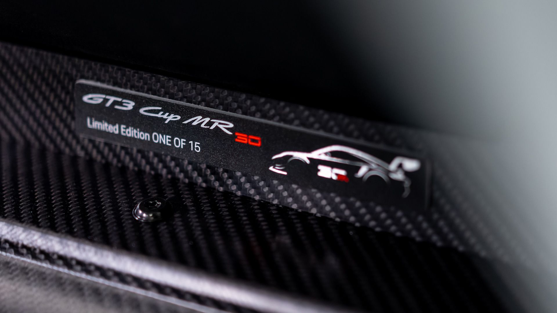 Combustion-Powered Porsche 718 Cayman GT4 RS Gets One Last Dance