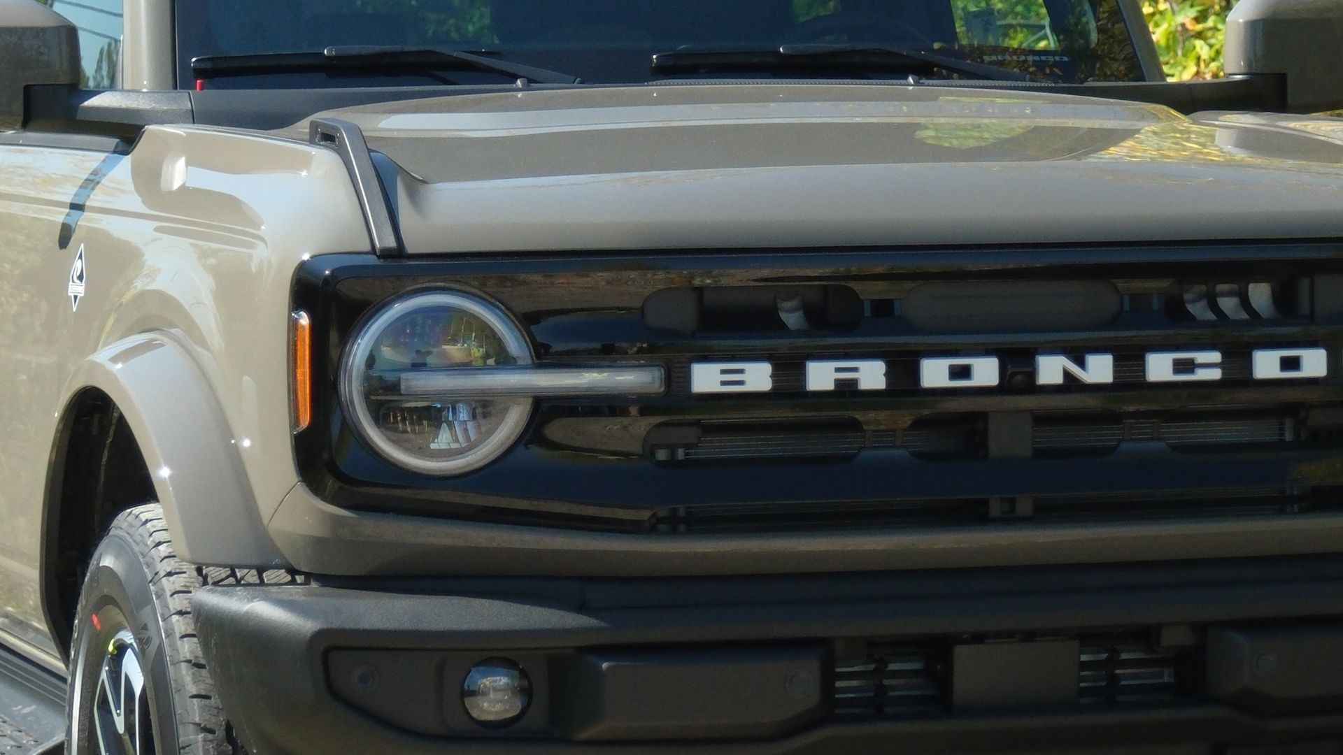 Nowy silnik w Fordzie Bronco na 2027 rok to w rzeczywistości zmodyfikowana starsza jednostka