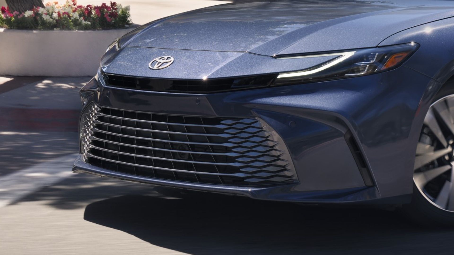 Toyota Camry 2027: jedyną zmianą jest wyższa cena