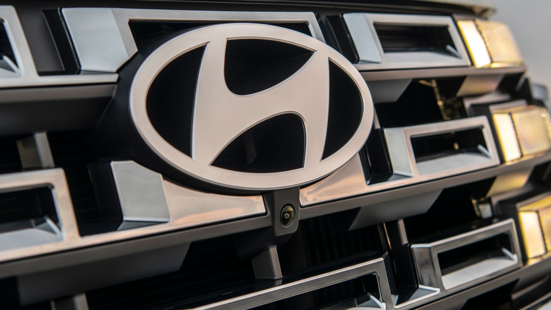 Hyundai: samochody z kamerami mogłyby wyszukiwać konkretne osoby