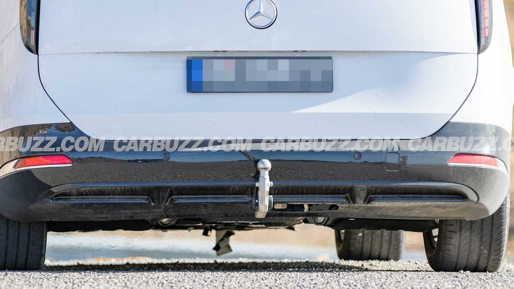 Mercedes Is Giving Its Luxury Electric Minivan A Gas-Engine Upgrade