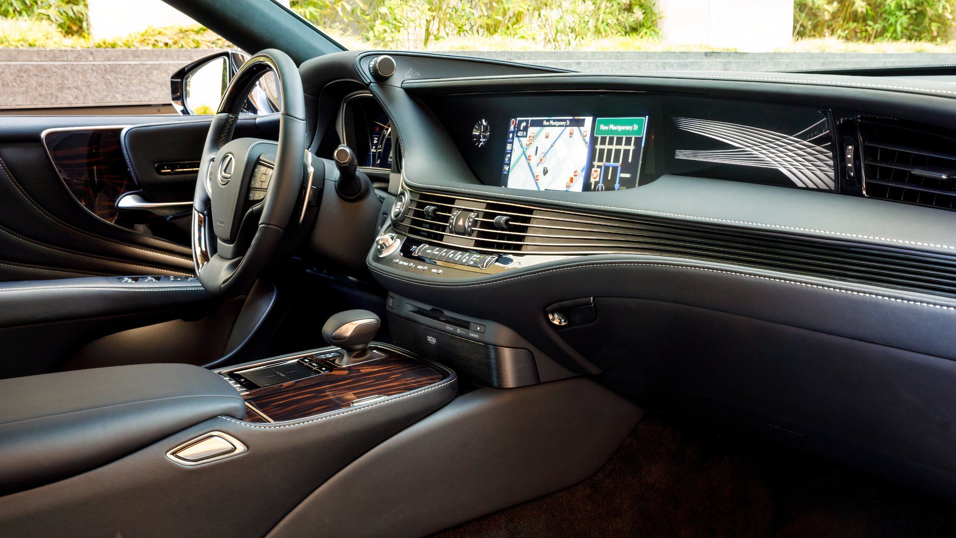 Lexus LS500/LS500h z lat 2017-2020: okazja w segmencie luksusowych sedanów