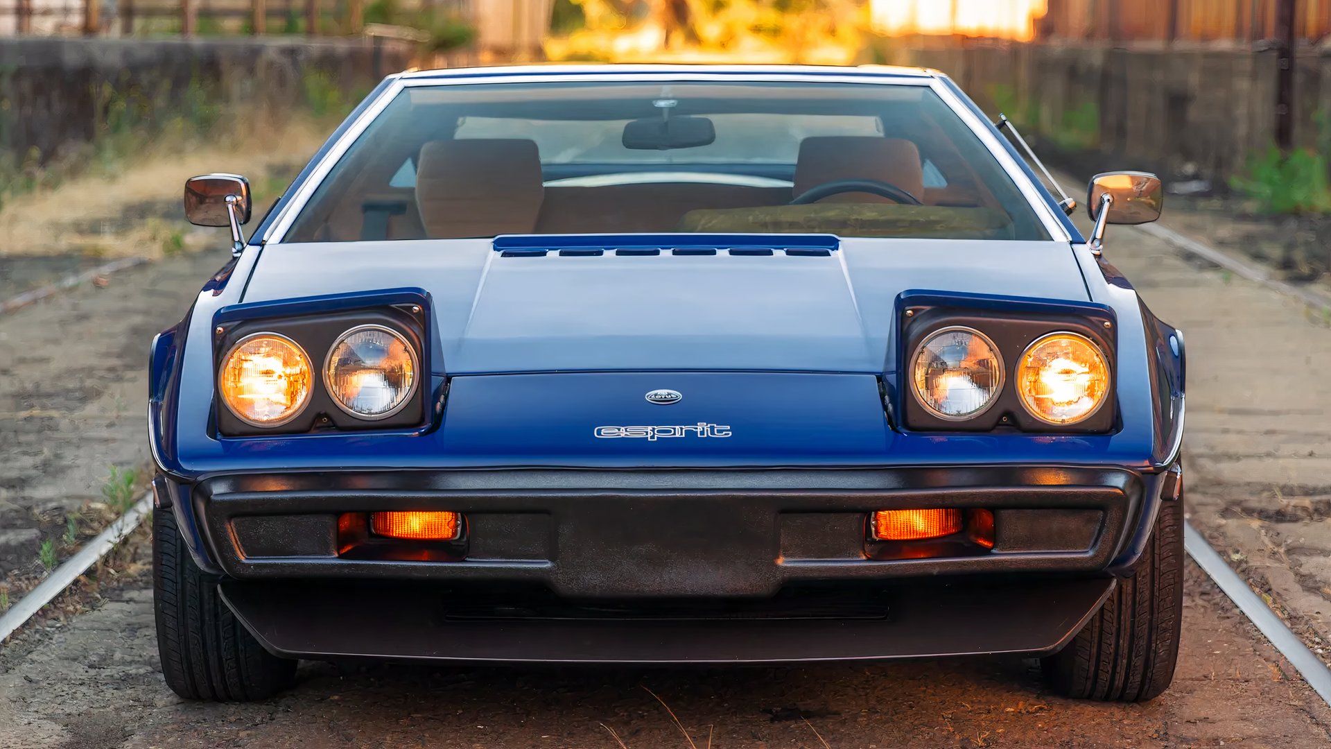 Jak podwodny supersamochód agenta 007 pokonał Ferrari i stał się okazją za 30 tys. dolarów