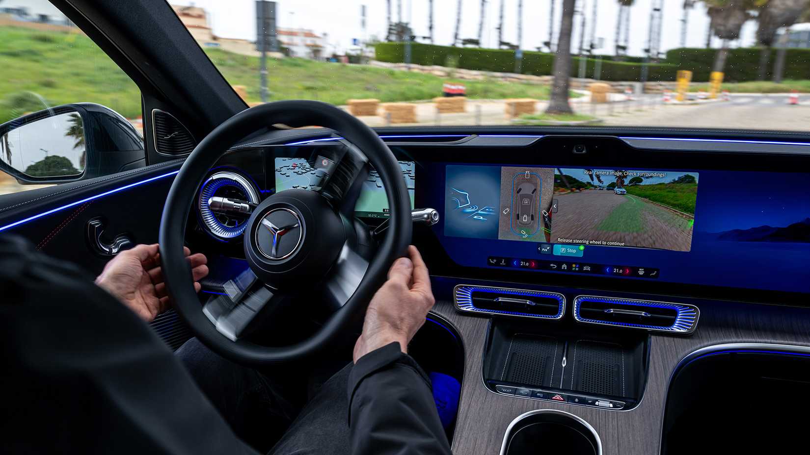 Parallel Parking Could Get Way Easier, If You Don't Mind Cameras ...