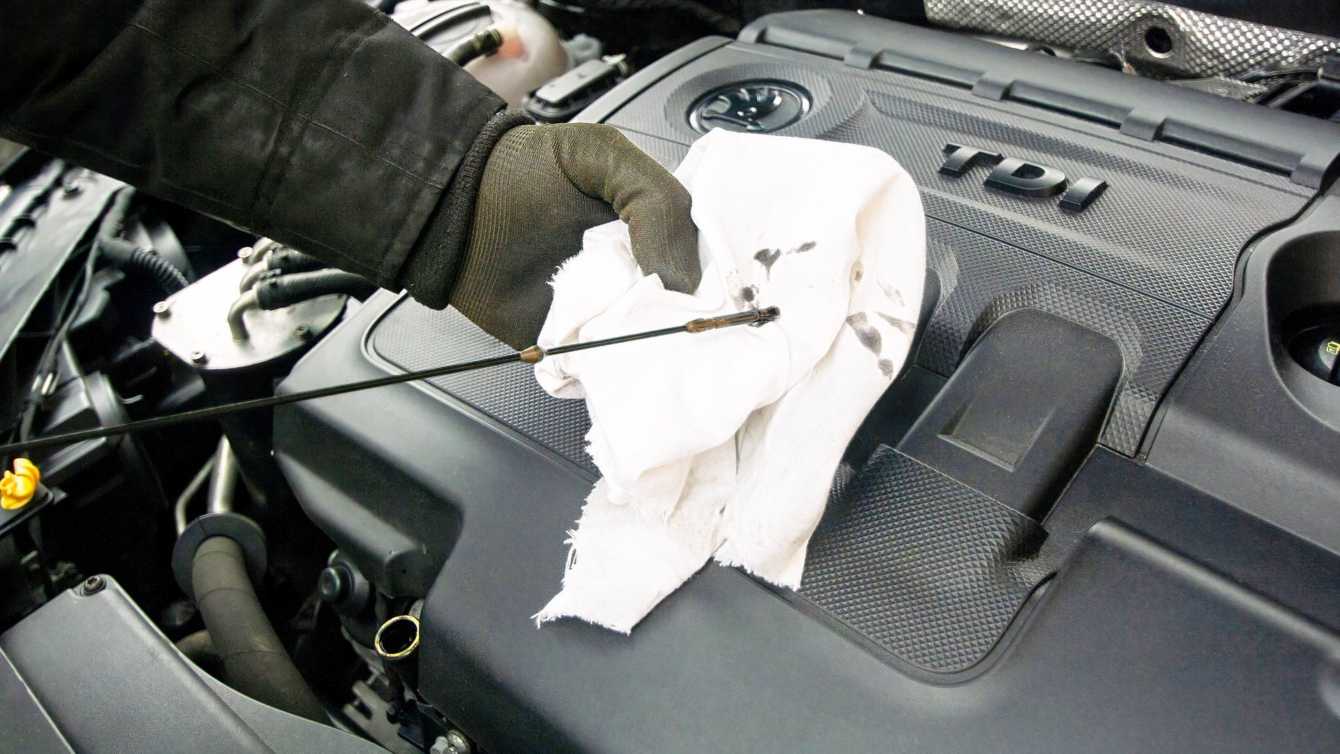 Costco wprowadza limity sprzedaży oleju silnikowego przez niedobory bazy olejowej grupy III