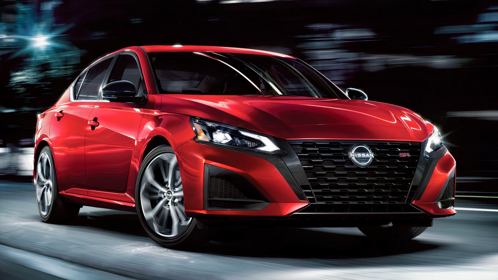 Nissan kusi atrakcyjnym leasingiem na Altima, spędzając sen z powiek sprzedawcom Toyoty Camry i Hondy Accord