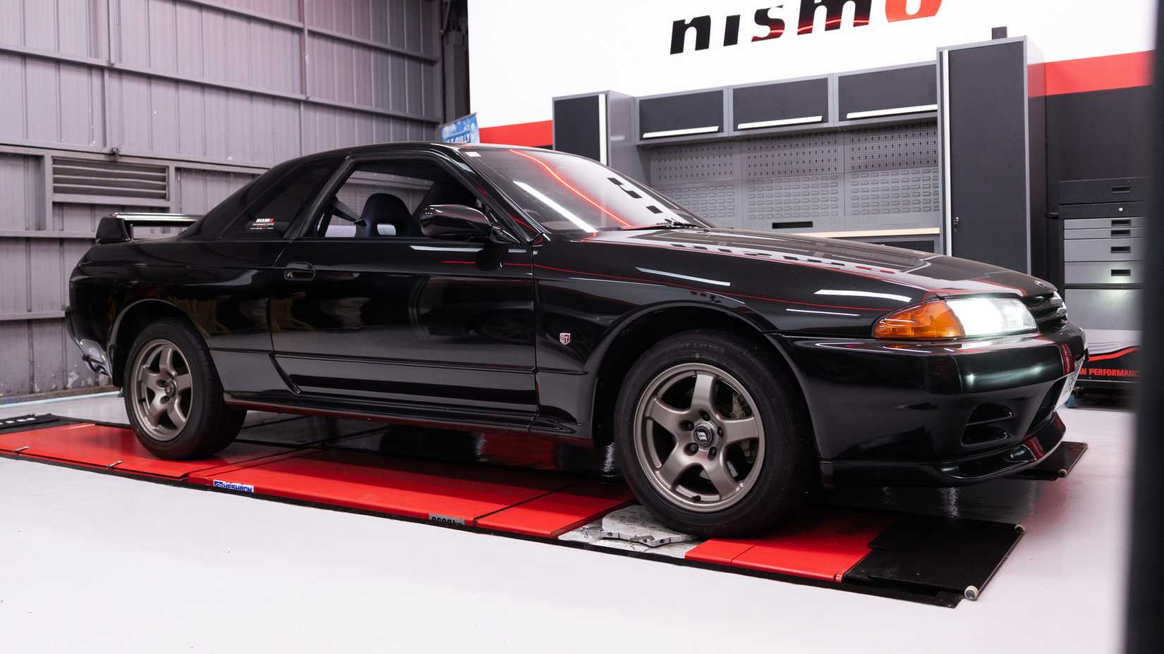 Nissan Finally Opens A Nismo Specialty Shop Outside Japan