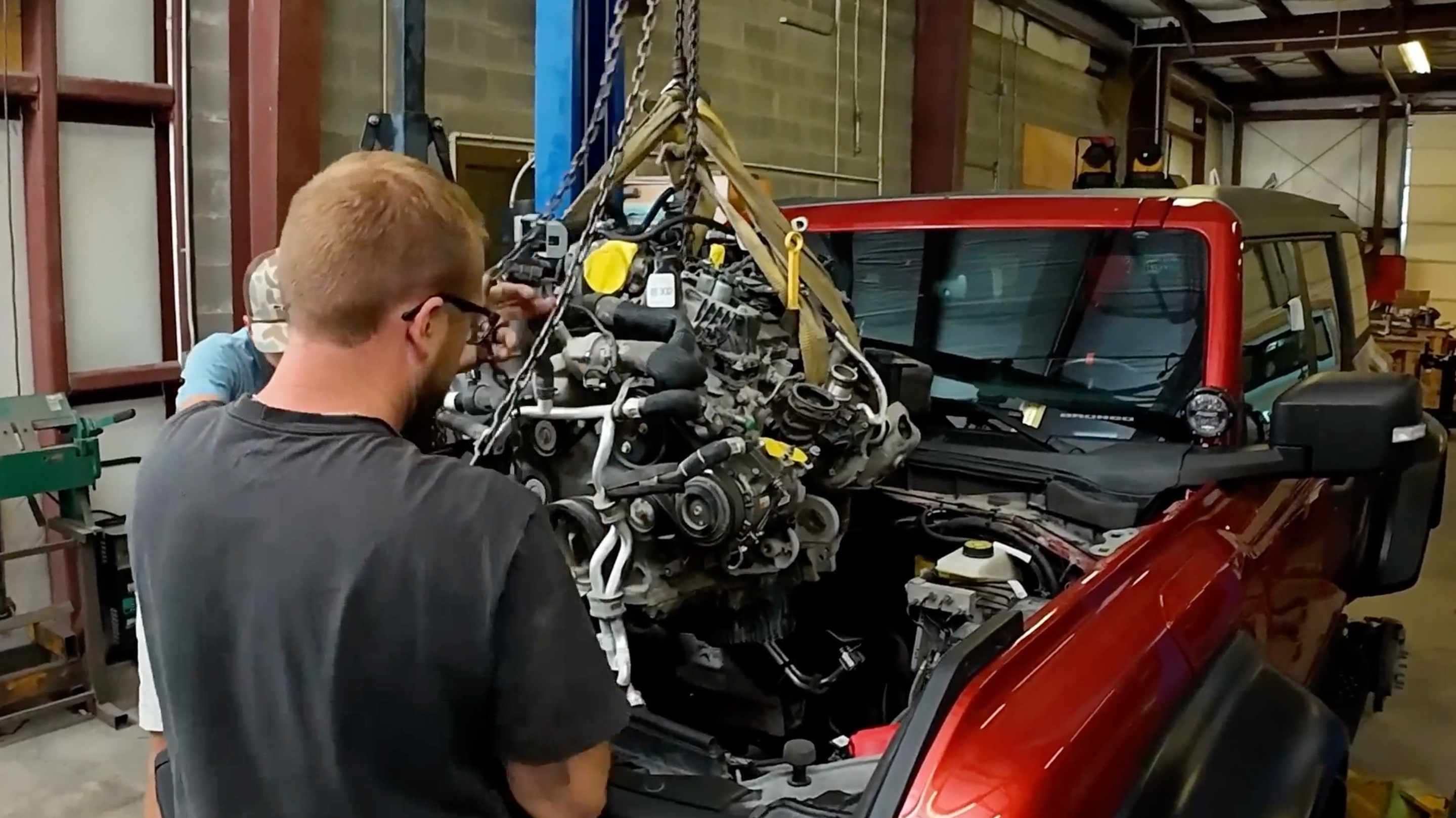 Ford ma na SEMA wielką niespodziankę z Bronco – V8 może być w grze