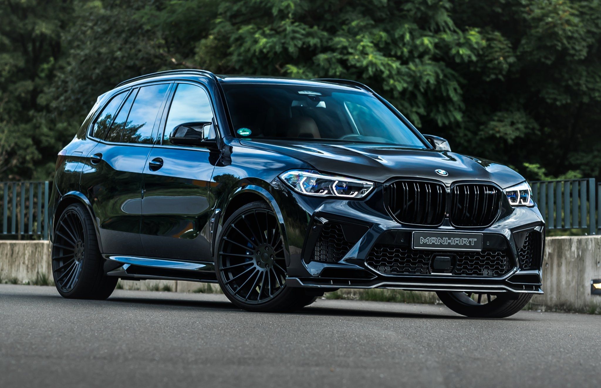 This 730-HP BMW X5 M Takes Lowered SUVs To New Heights