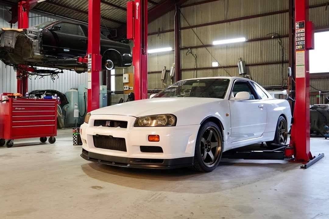 400k Nissan R34 Gt R Restomod Is The Singer Of Skylines