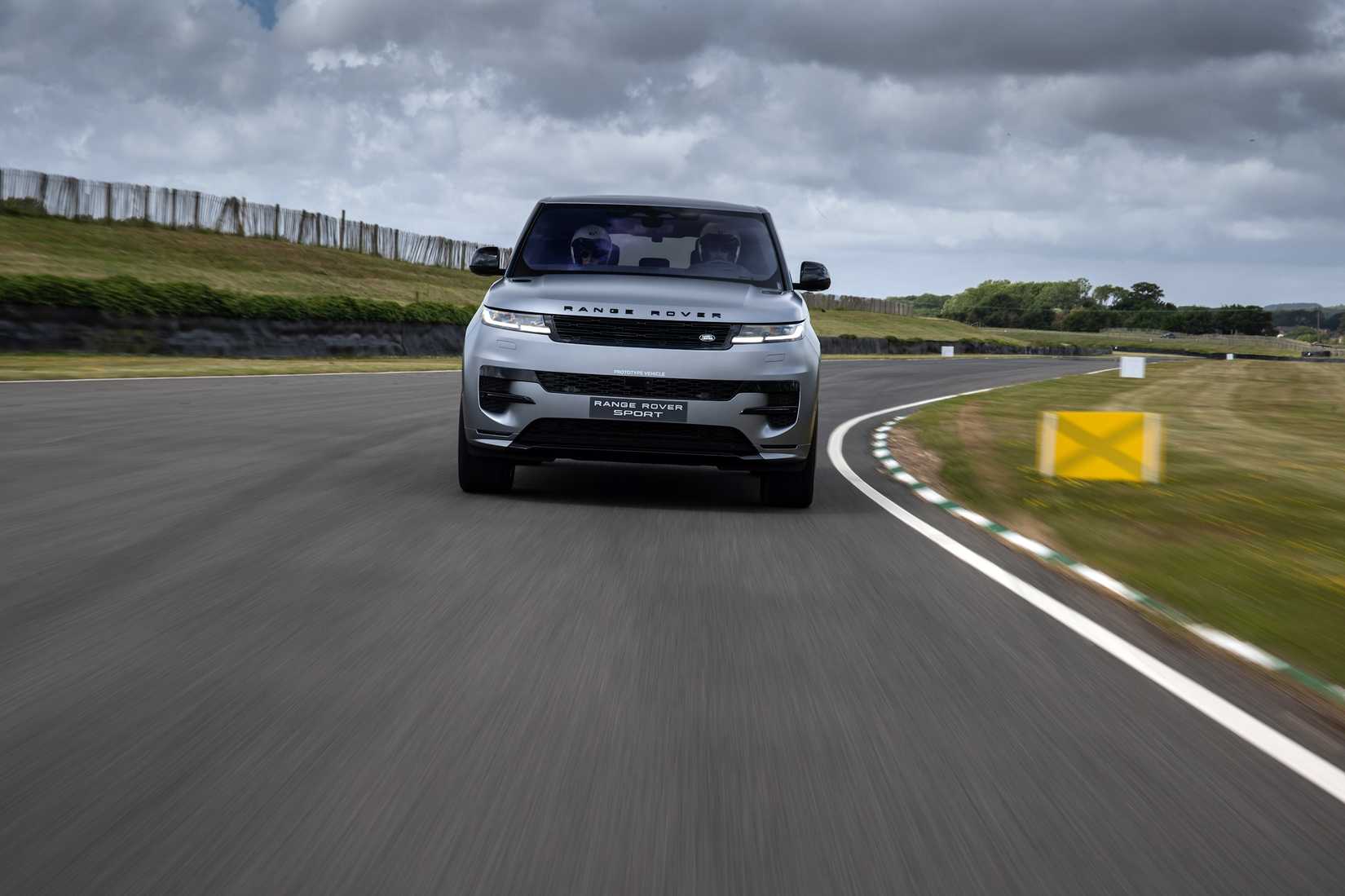 2024 Land Rover Range Rover Sport Pricing, Photos & Specs