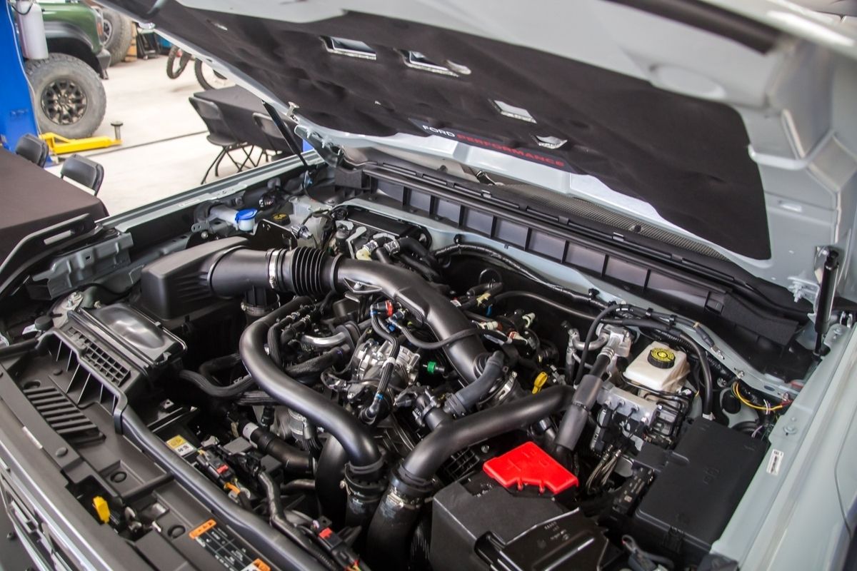 12 Best-Sounding SUV Engines Money Can Buy