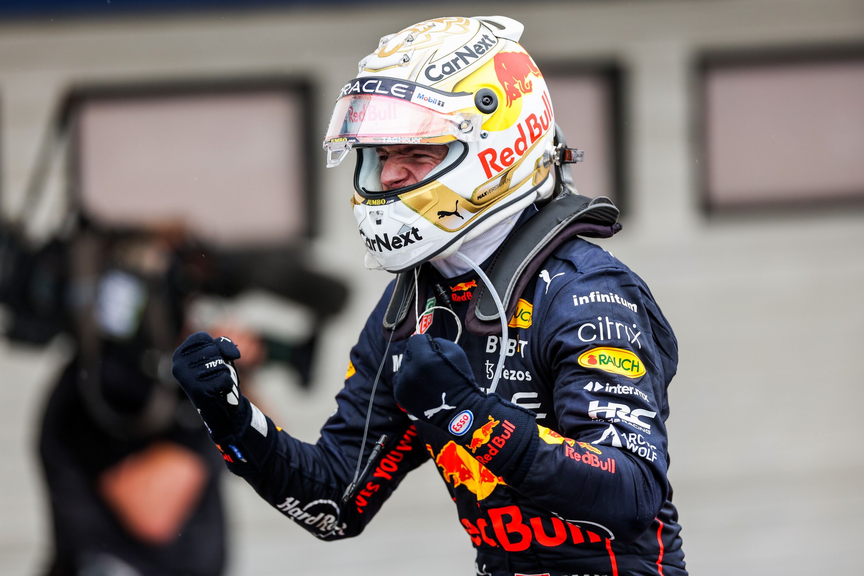 Sainz: Red Bull Missed A Golden Opportunity With Verstappen Pairing - 0dkbs75