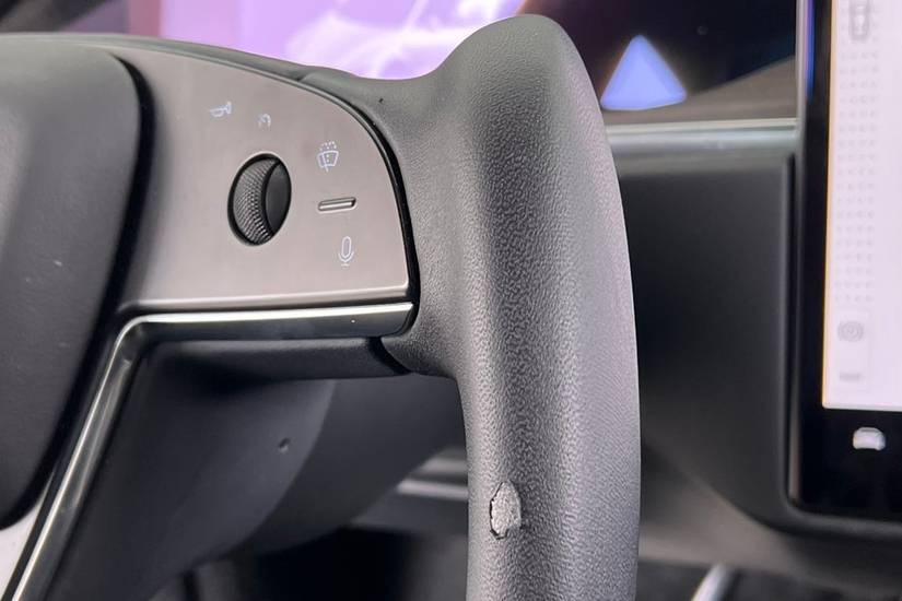 Tesla Steering Yokes Are Falling To Pieces
