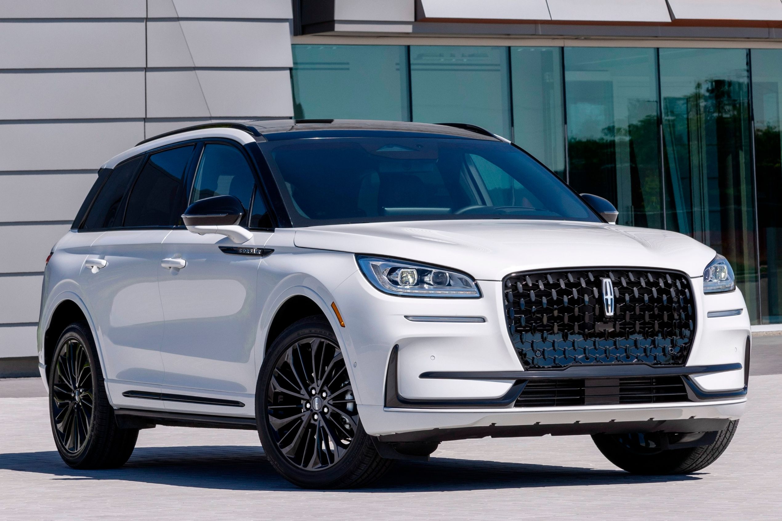 2023 Lincoln Corsair Gets A New Face And Semi-Autonomous Functionality