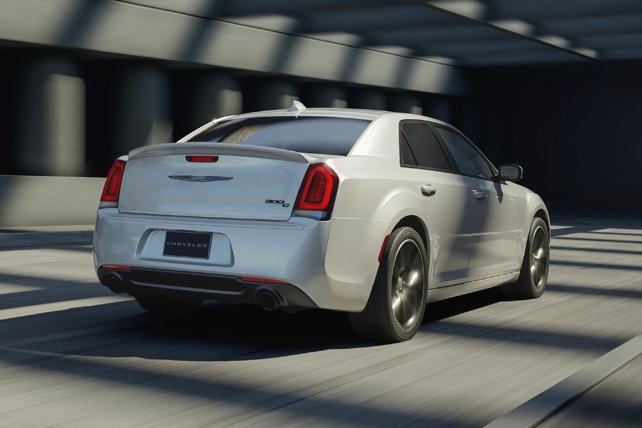 Chrysler 300C Is A Limited Edition Farewell With 485-HP 6.4-Liter V8