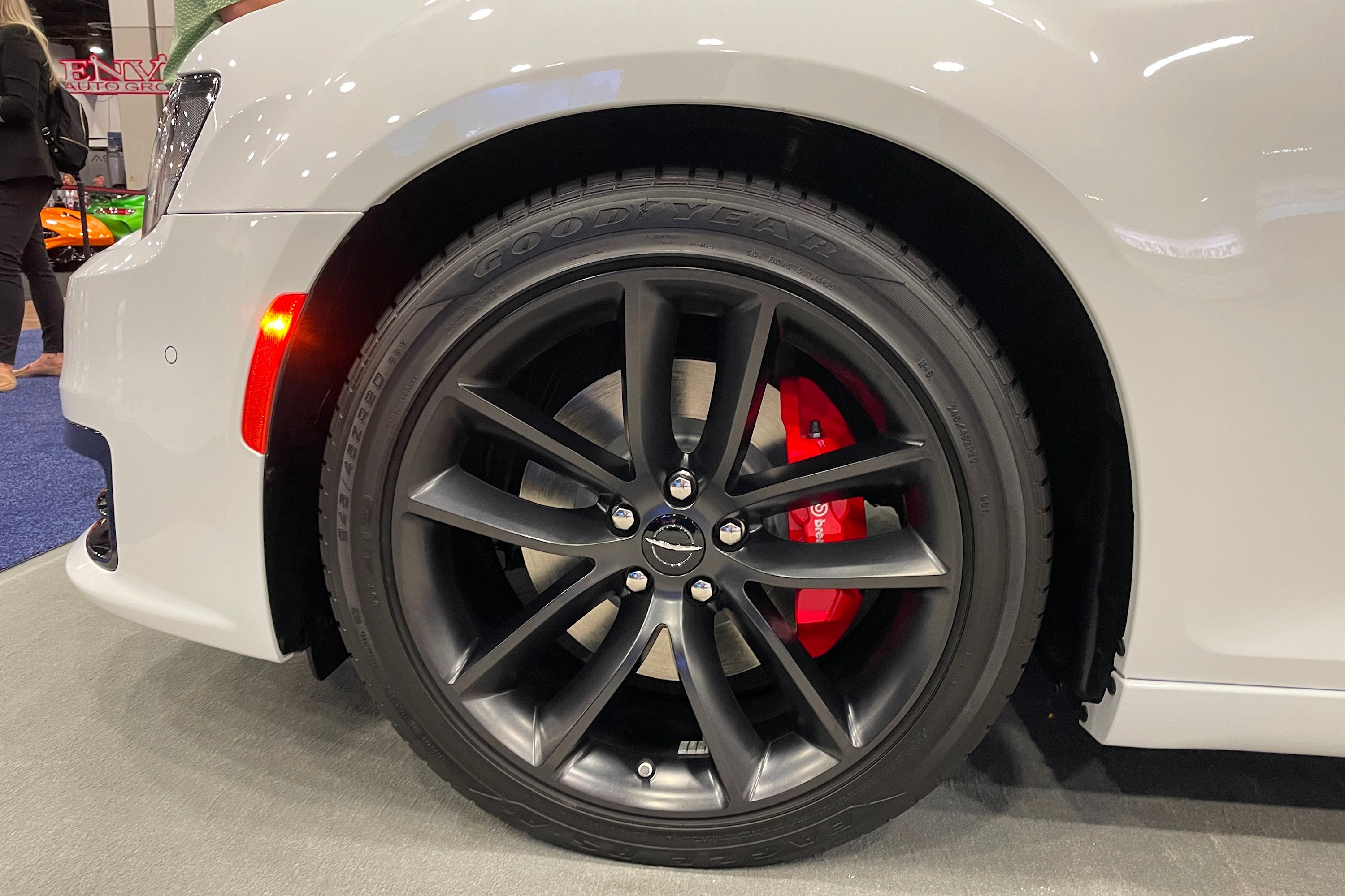 Chrysler 300C Is A Limited Edition Farewell With 485-HP 6.4-Liter V8