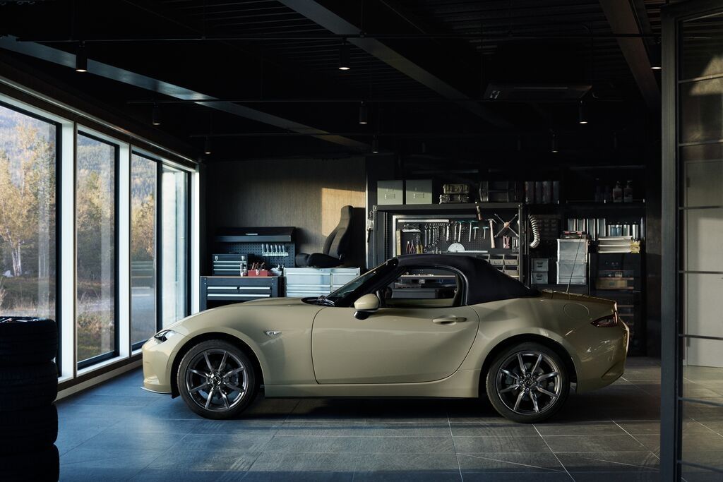 2023 Mazda MX-5 Miata Updated With New Zircon Sand Color In The UK